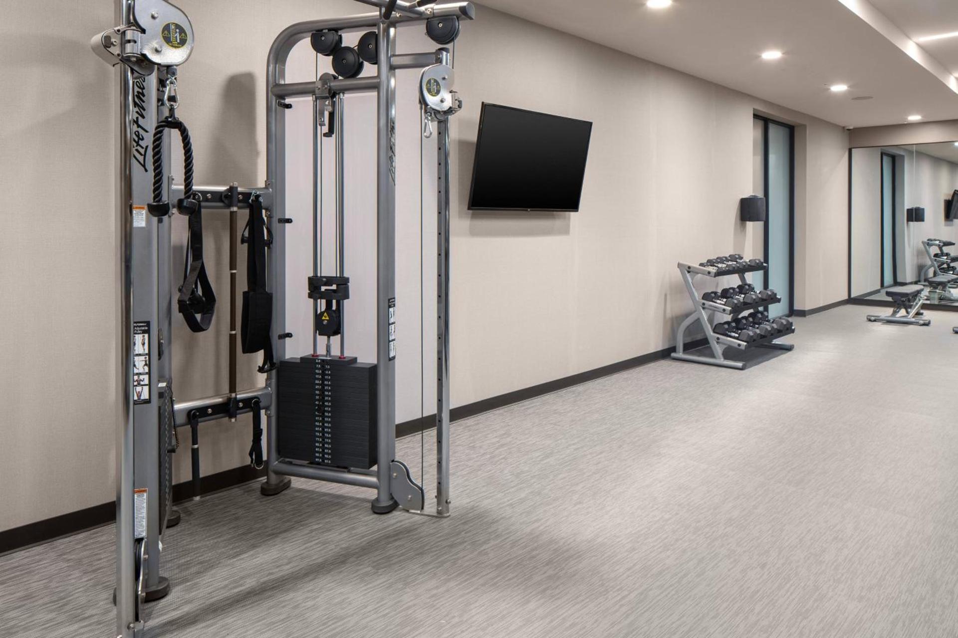 Courtyard by Marriott Jefferson City photo 29