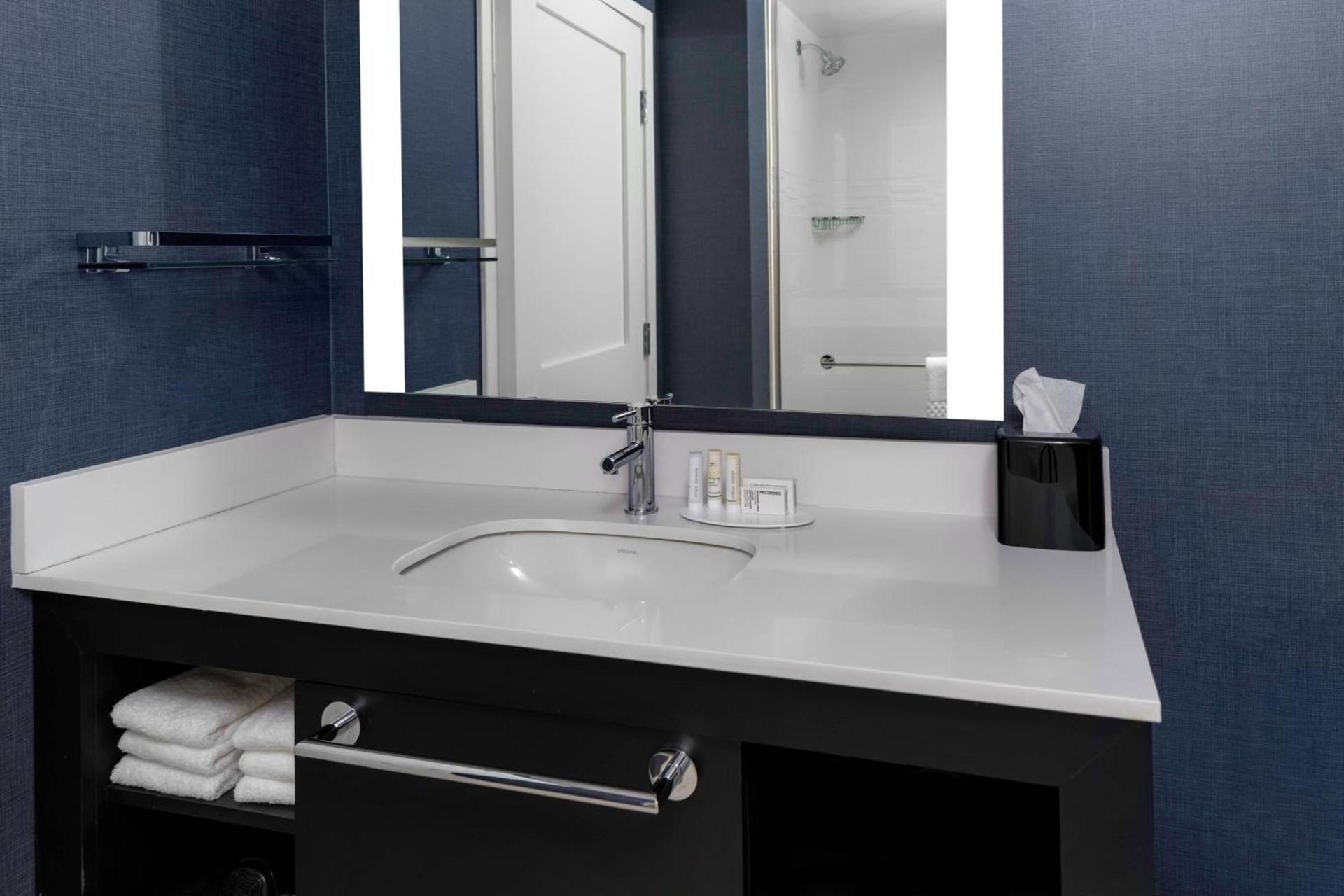 Residence Inn Franklin Berry Farms photo 16