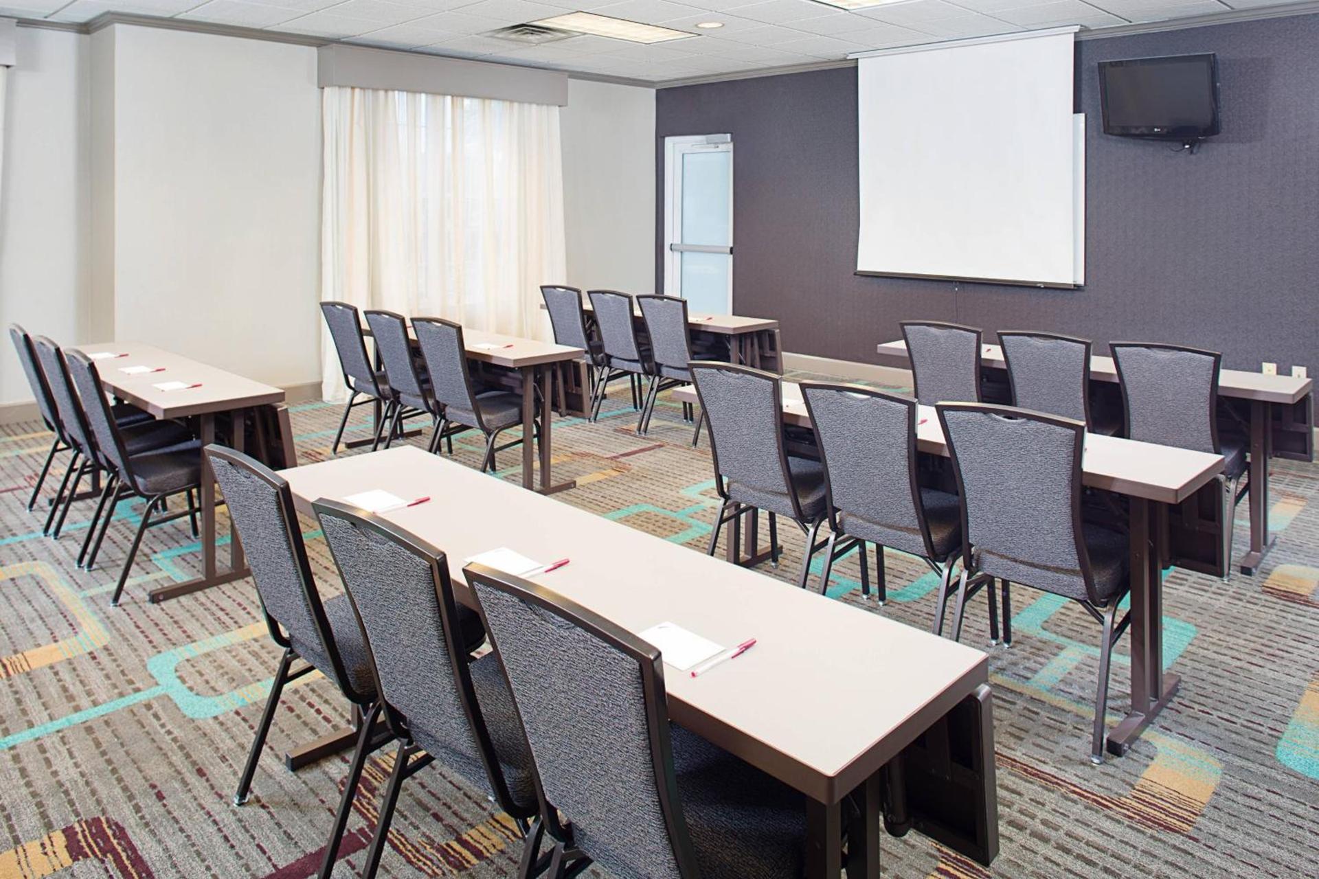 Residence Inn by Marriott Detroit Livonia photo 20