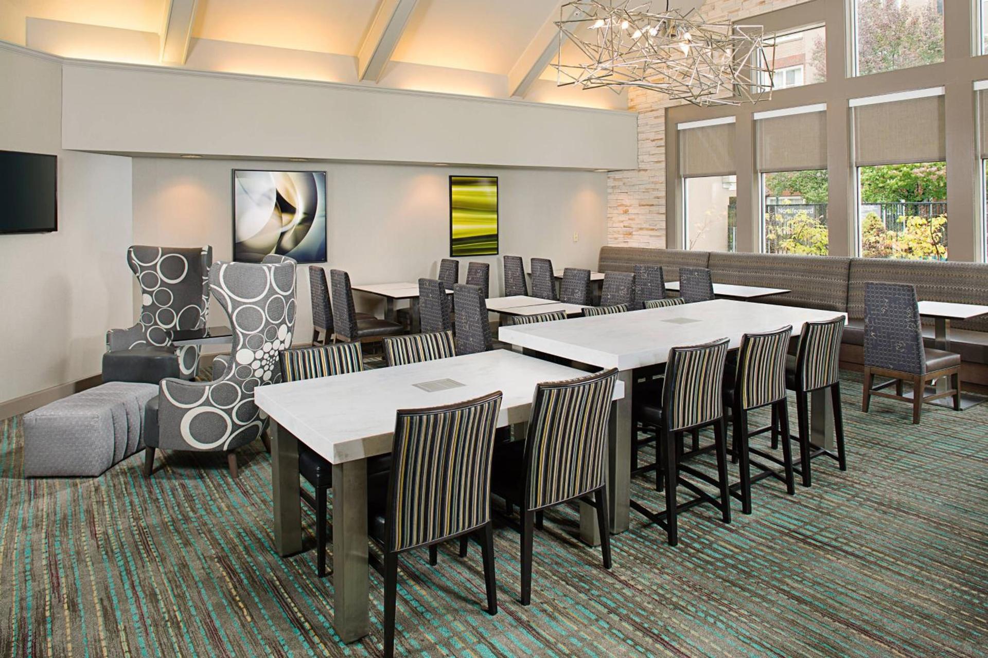 Residence Inn by Marriott Detroit Livonia photo 12