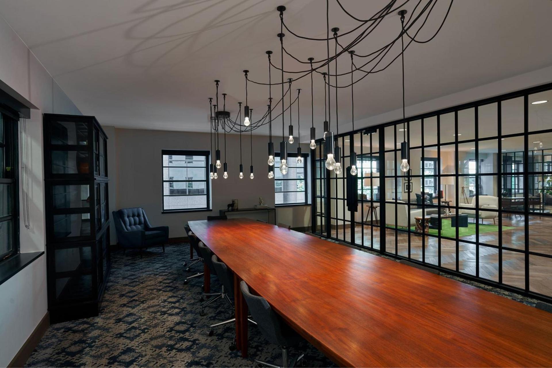 Renaissance Saint Elm Dallas Downtown Hotel photo 68