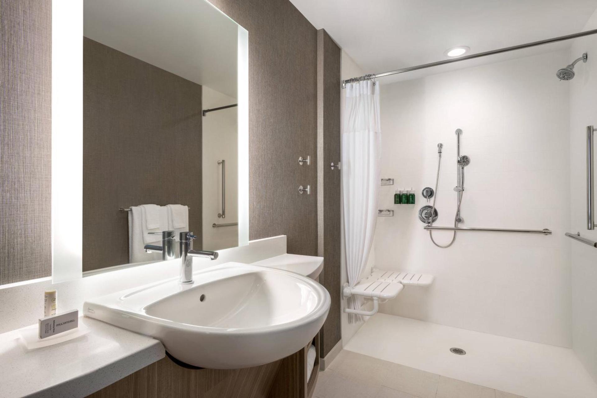 SpringHill Suites by Marriott Milwaukee West/Wauwatosa photo 17