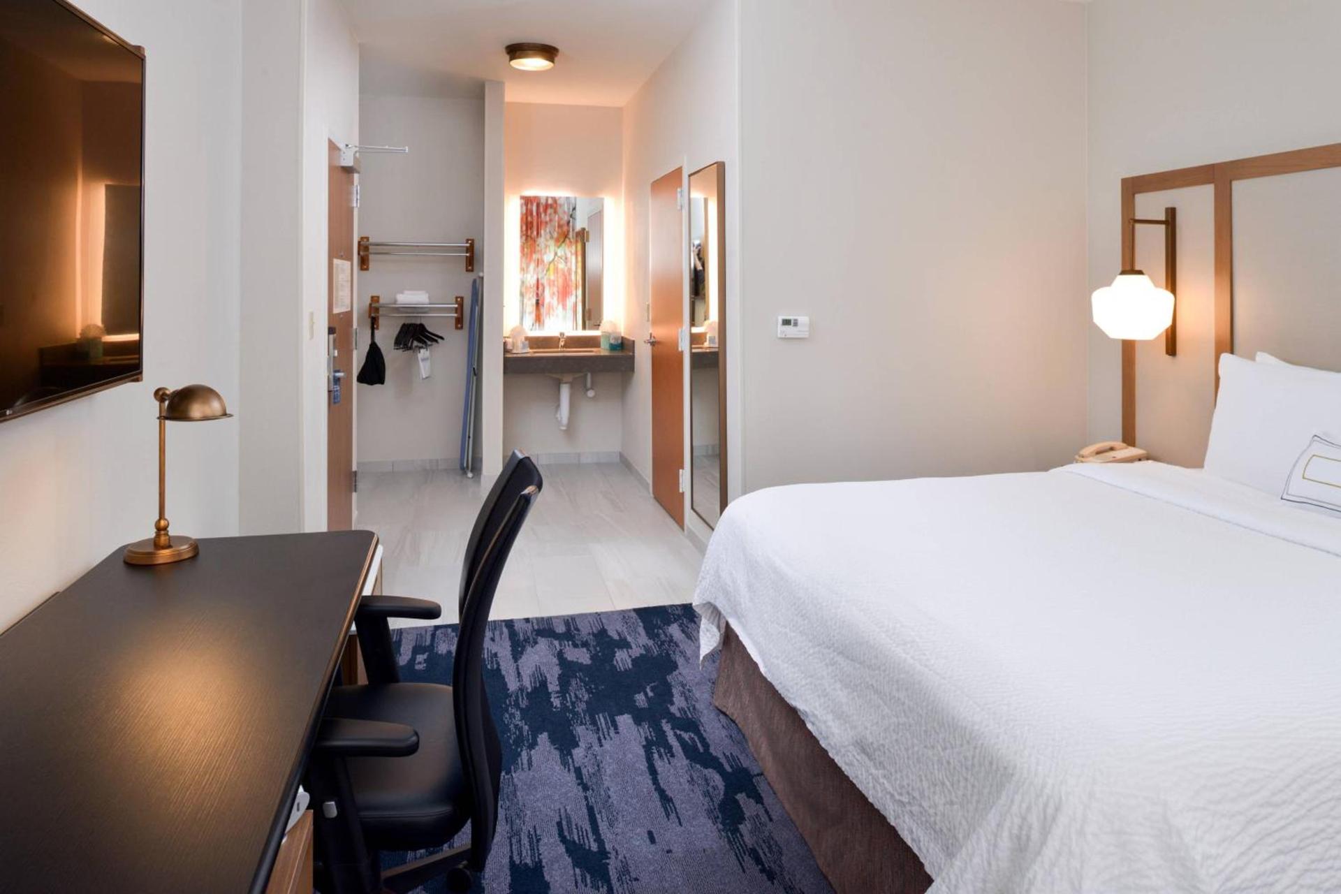 Fairfield Inn Arlington Near Six Flags photo 14