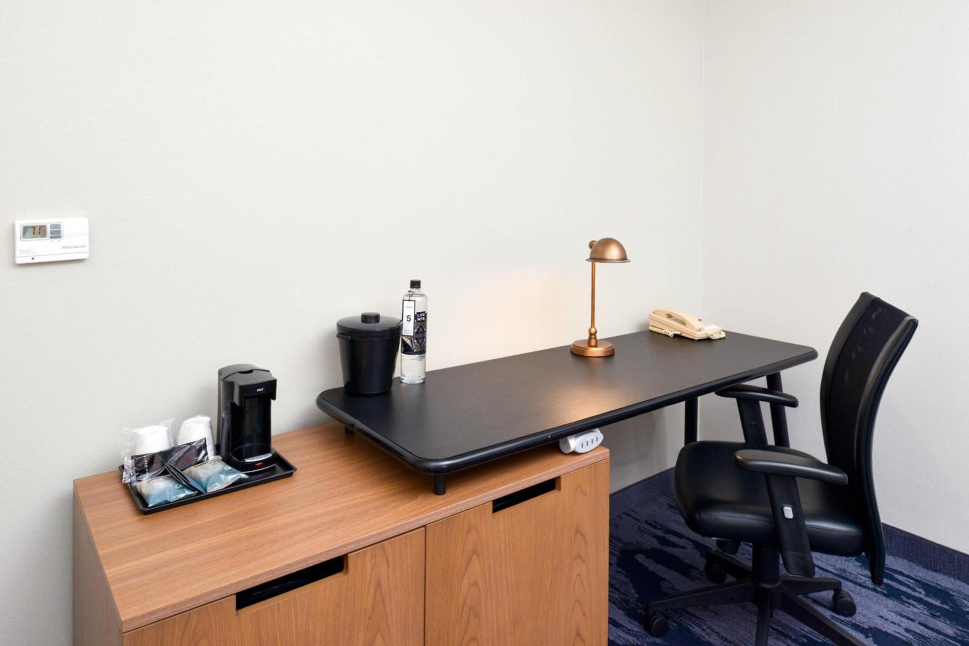 Fairfield Inn Arlington Near Six Flags photo 21