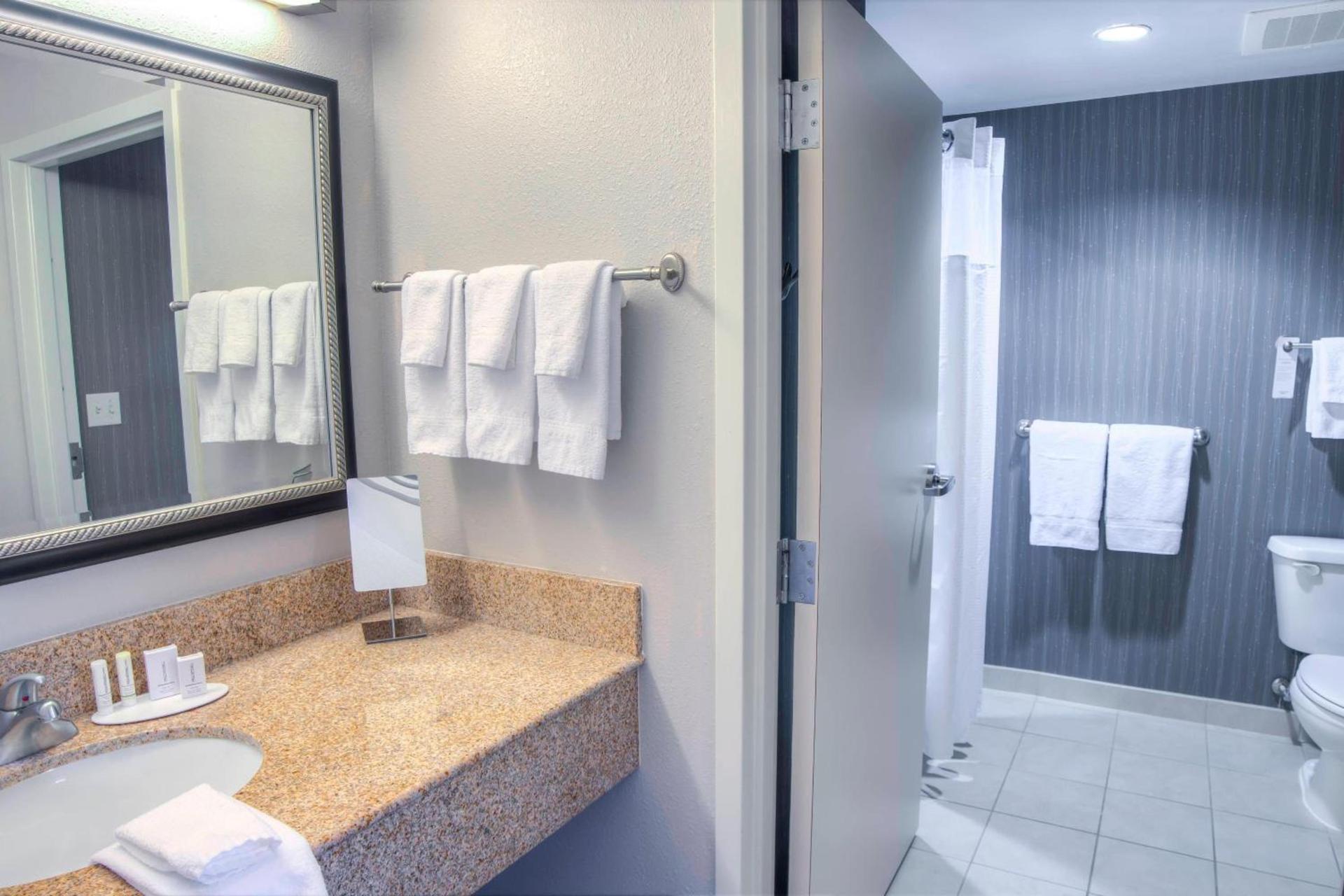 Courtyard by Marriott Mobile Daphne Eastern Shore photo 14
