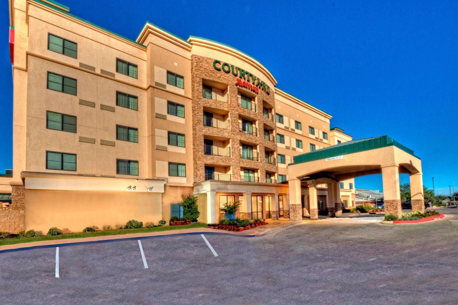 Courtyard by Marriott Midland photo 1