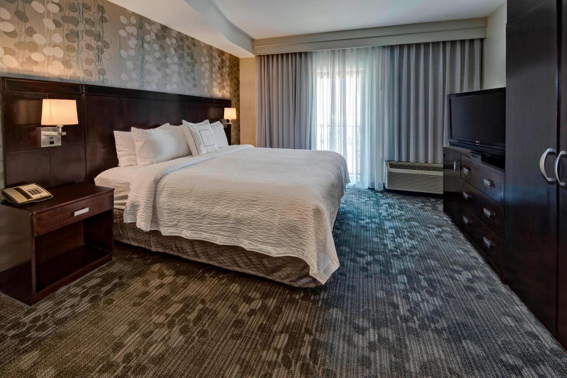 Courtyard by Marriott Midland photo 8