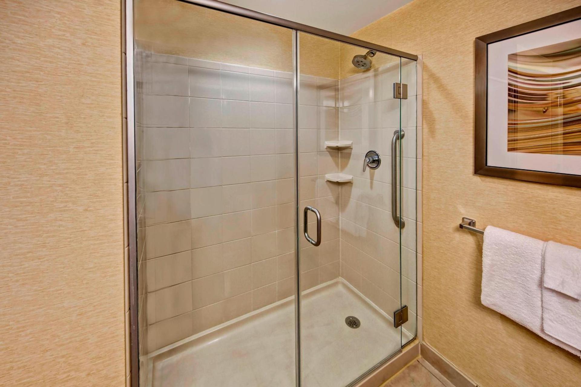 Courtyard by Marriott Midland photo 10