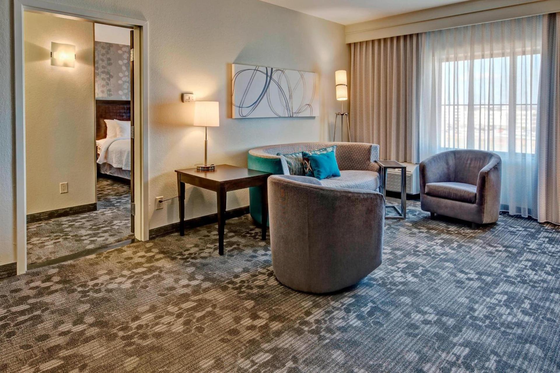 Courtyard by Marriott Midland photo 11