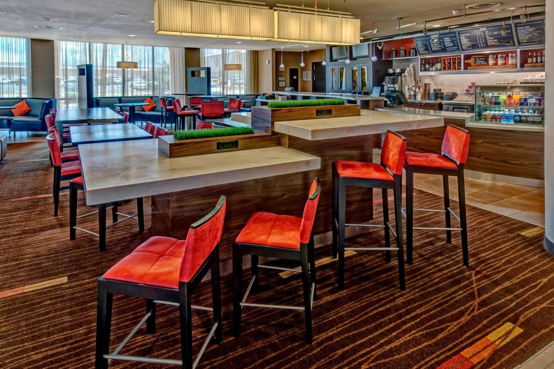 Courtyard by Marriott Midland photo 22