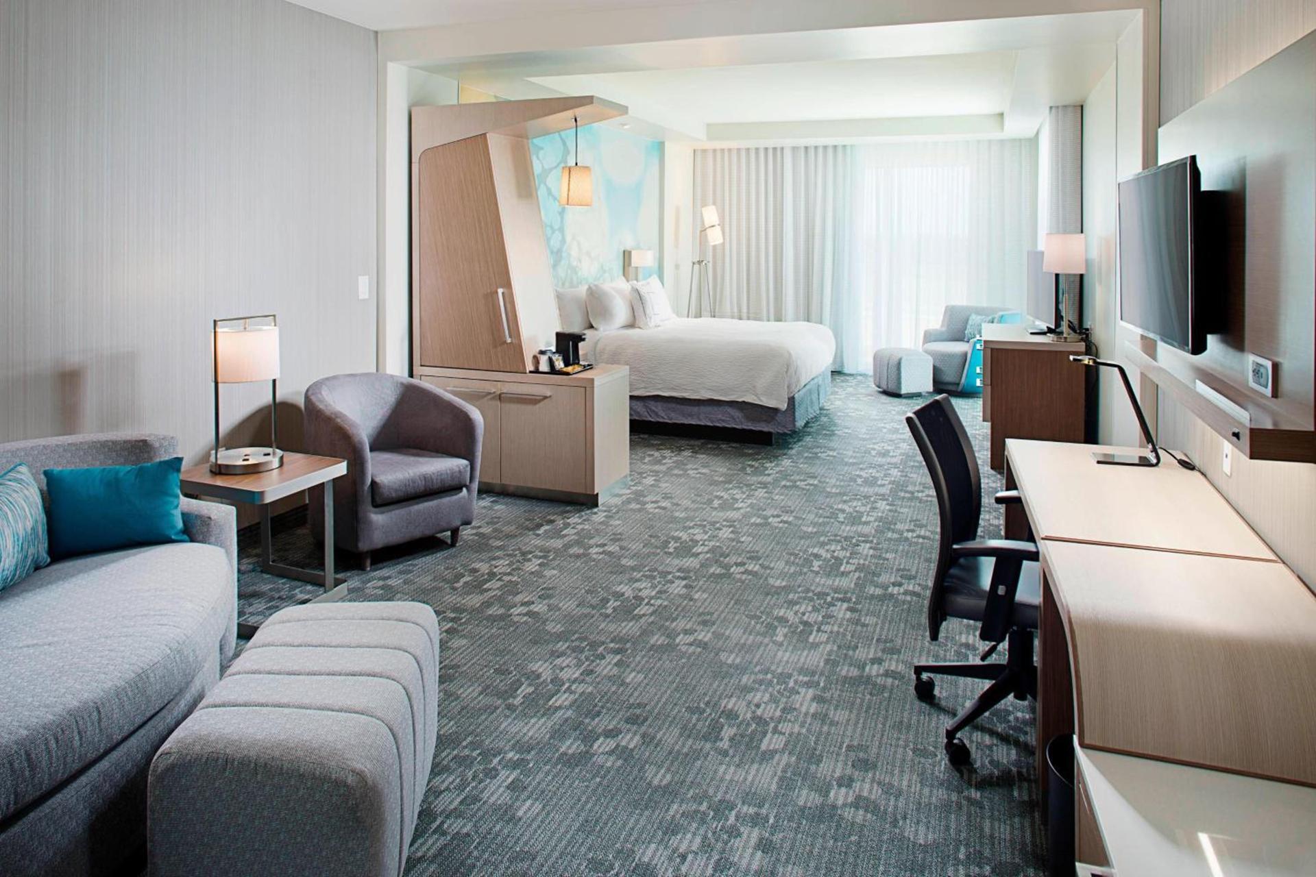 Courtyard by Marriott Dallas Carrollton and Carrollton Conference Center photo 13