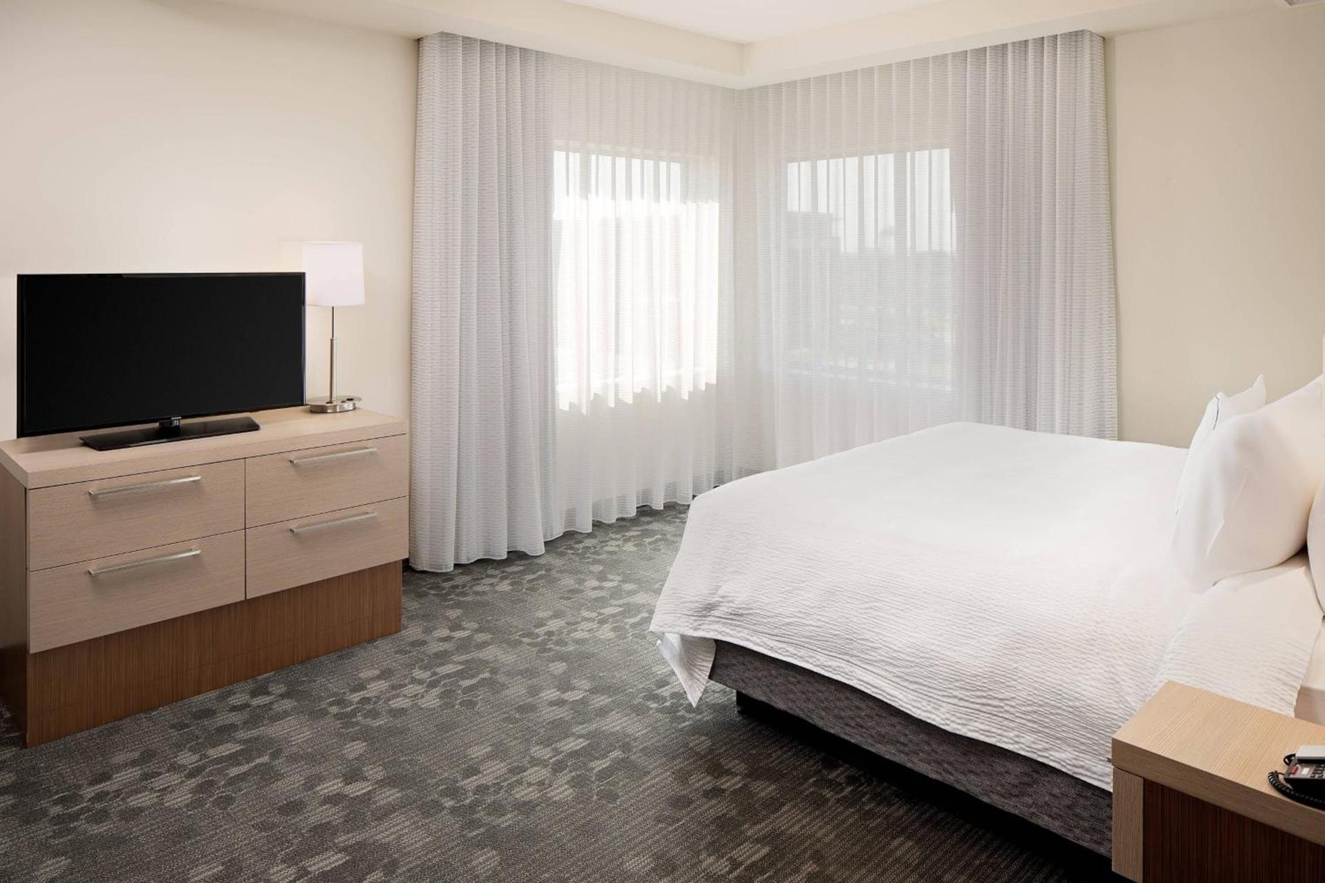 Courtyard by Marriott Dallas Carrollton and Carrollton Conference Center photo 12