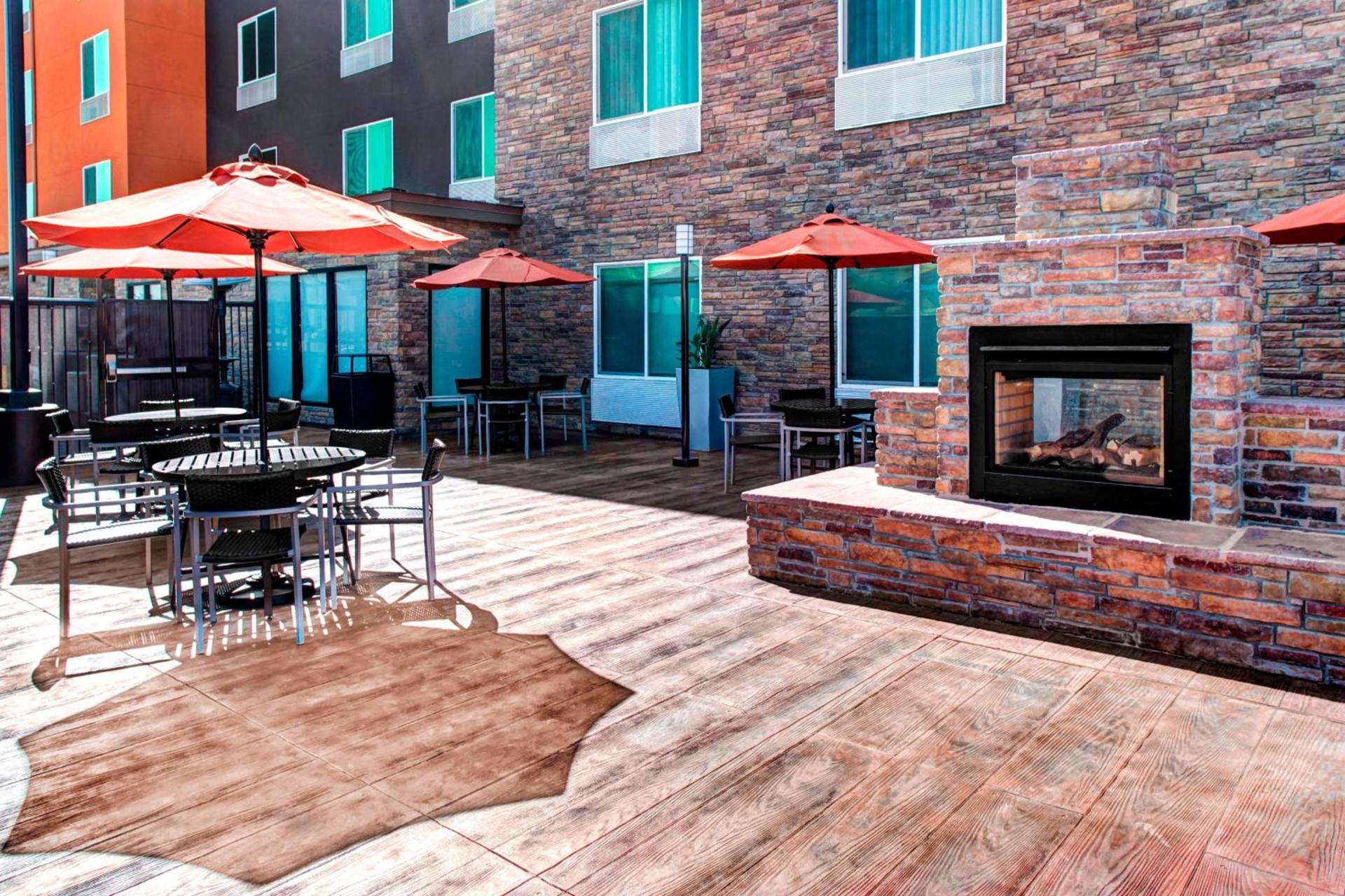TownePlace Suites by Marriott Bakersfield West photo 6
