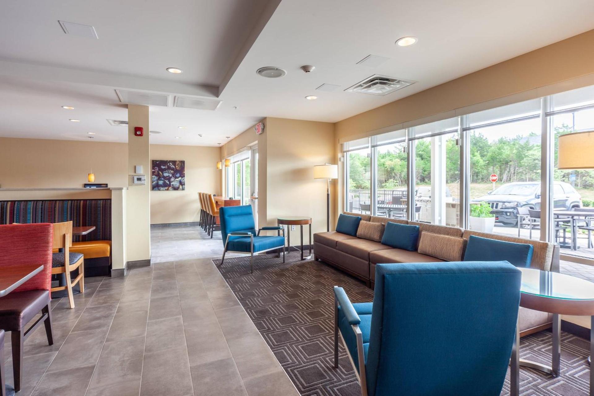 TownePlace Suites by Marriott Front Royal photo 11