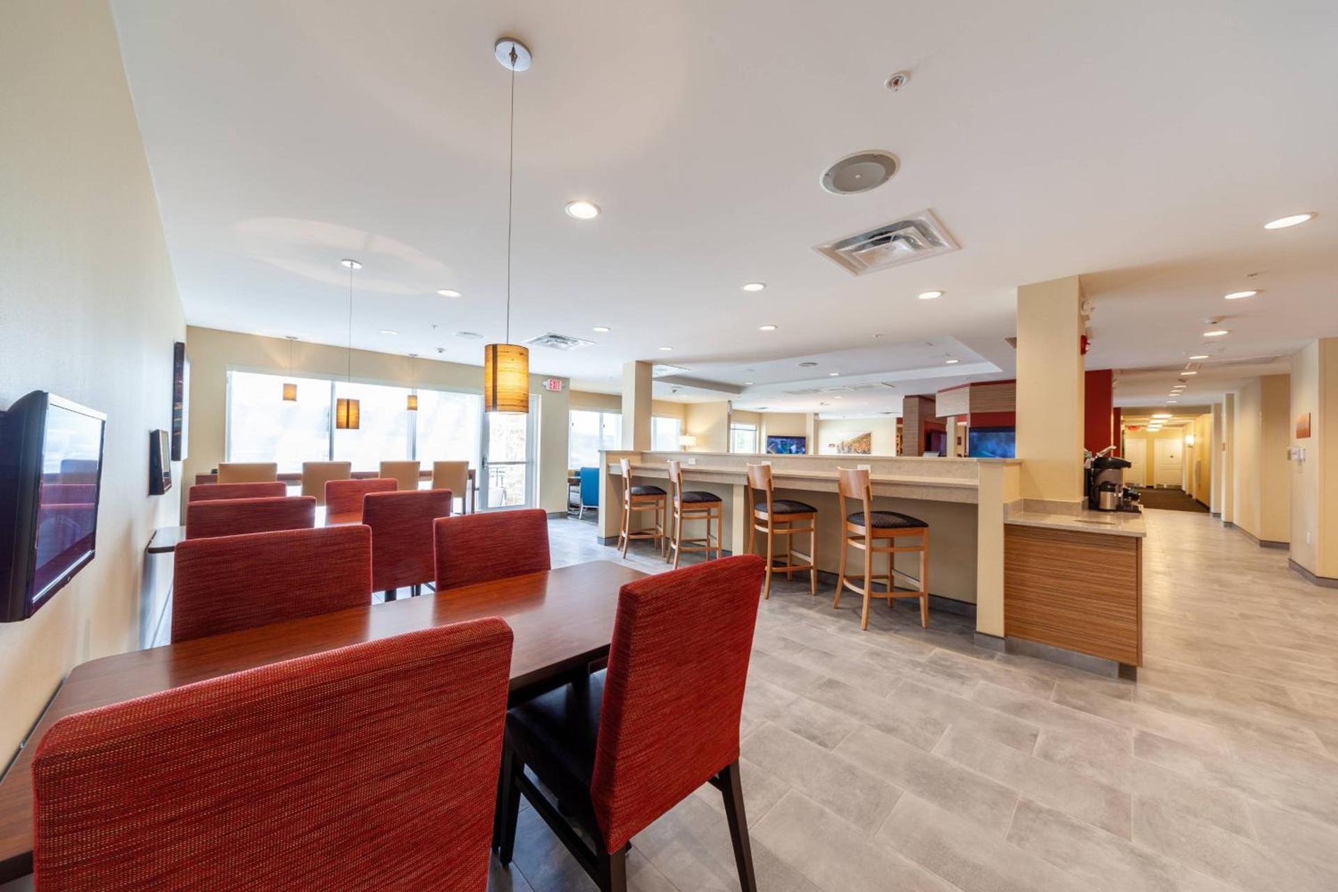 TownePlace Suites by Marriott Front Royal photo 35