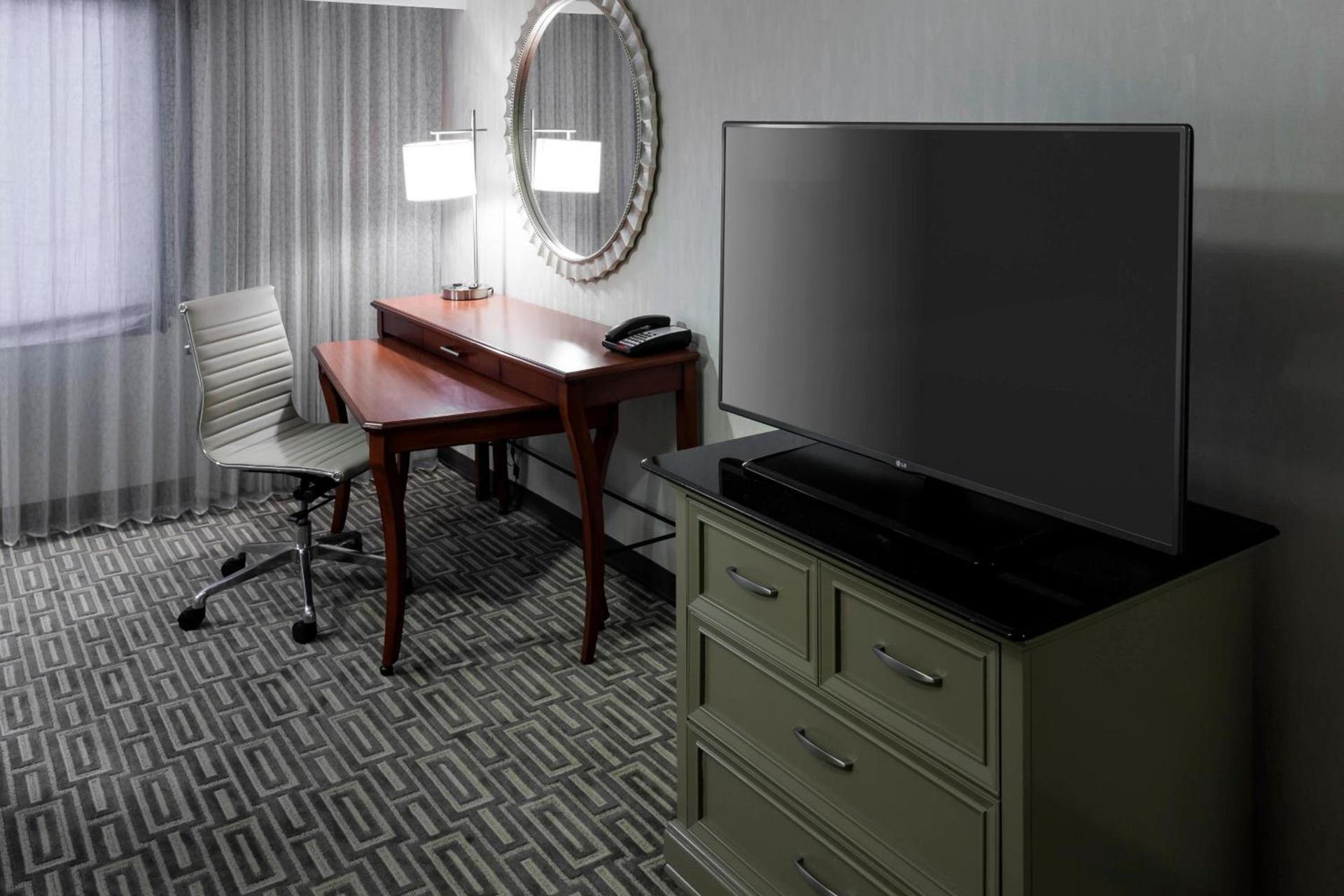 Fairfax Marriott at Fair Oaks photo 6