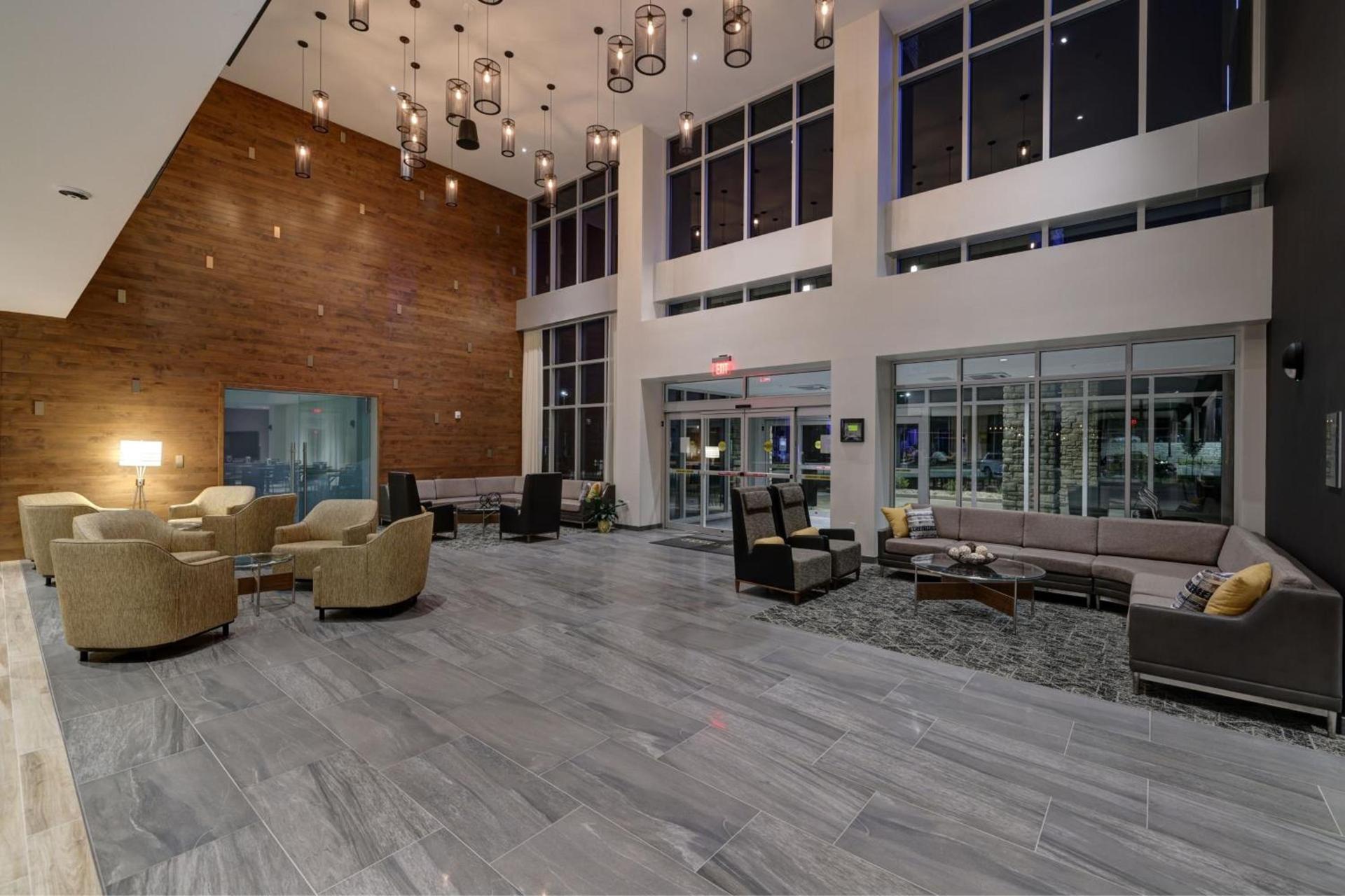 Courtyard by Marriott Iowa City University Heights photo 5
