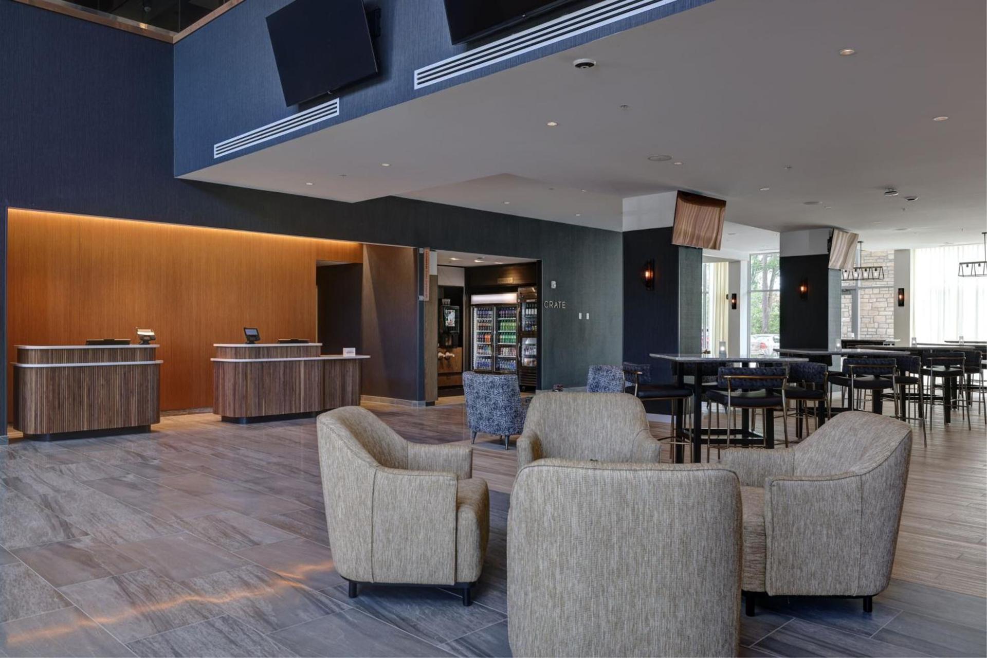 Courtyard by Marriott Iowa City University Heights photo 11