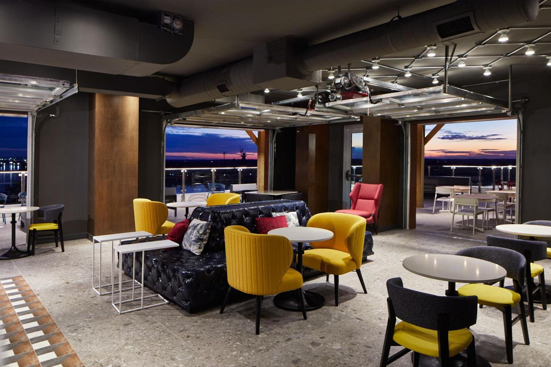 Aloft by Marriott Wilmington at Coastline Center photo 18