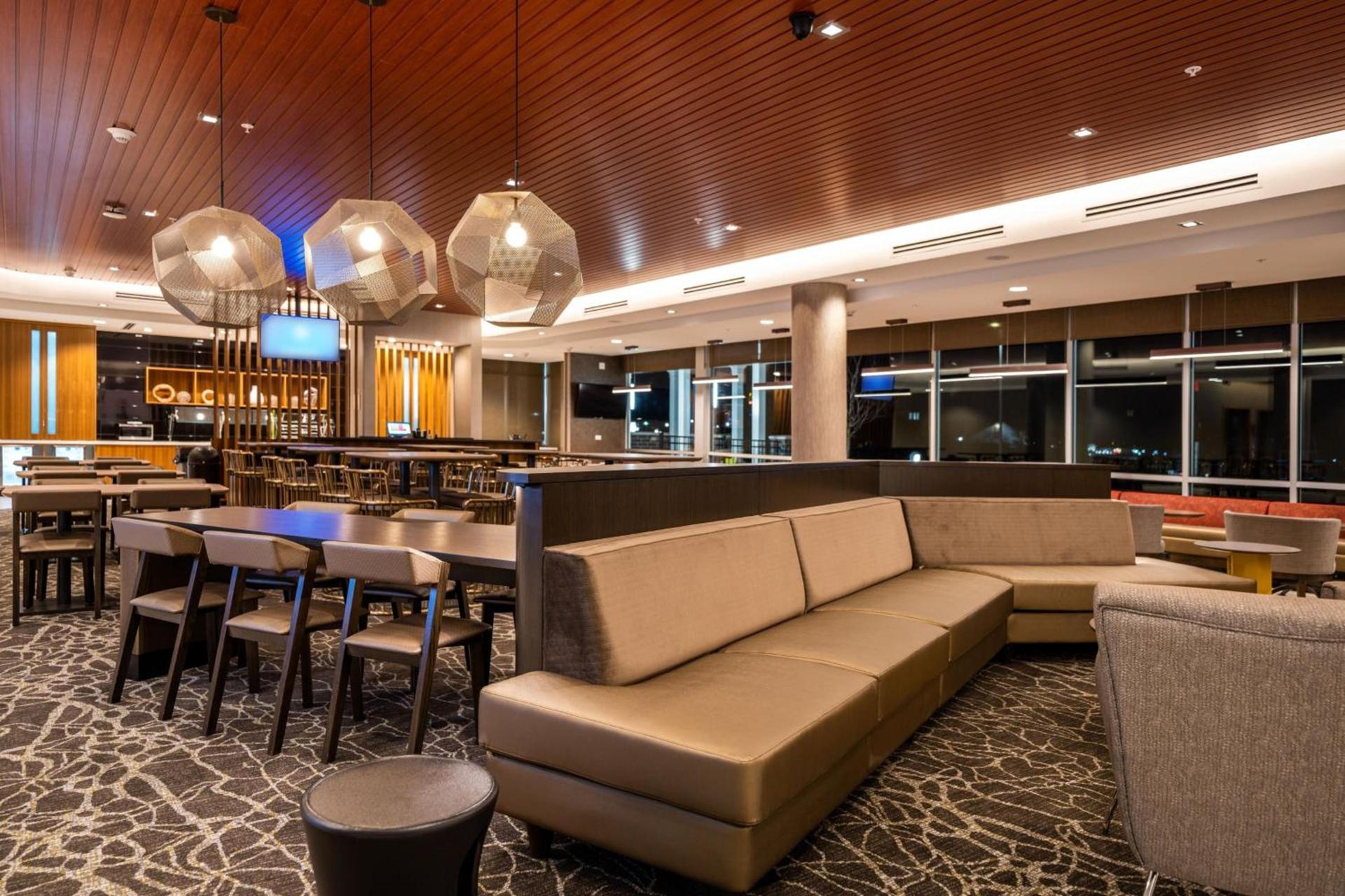 SpringHill Suites by Marriott Kenosha photo 5
