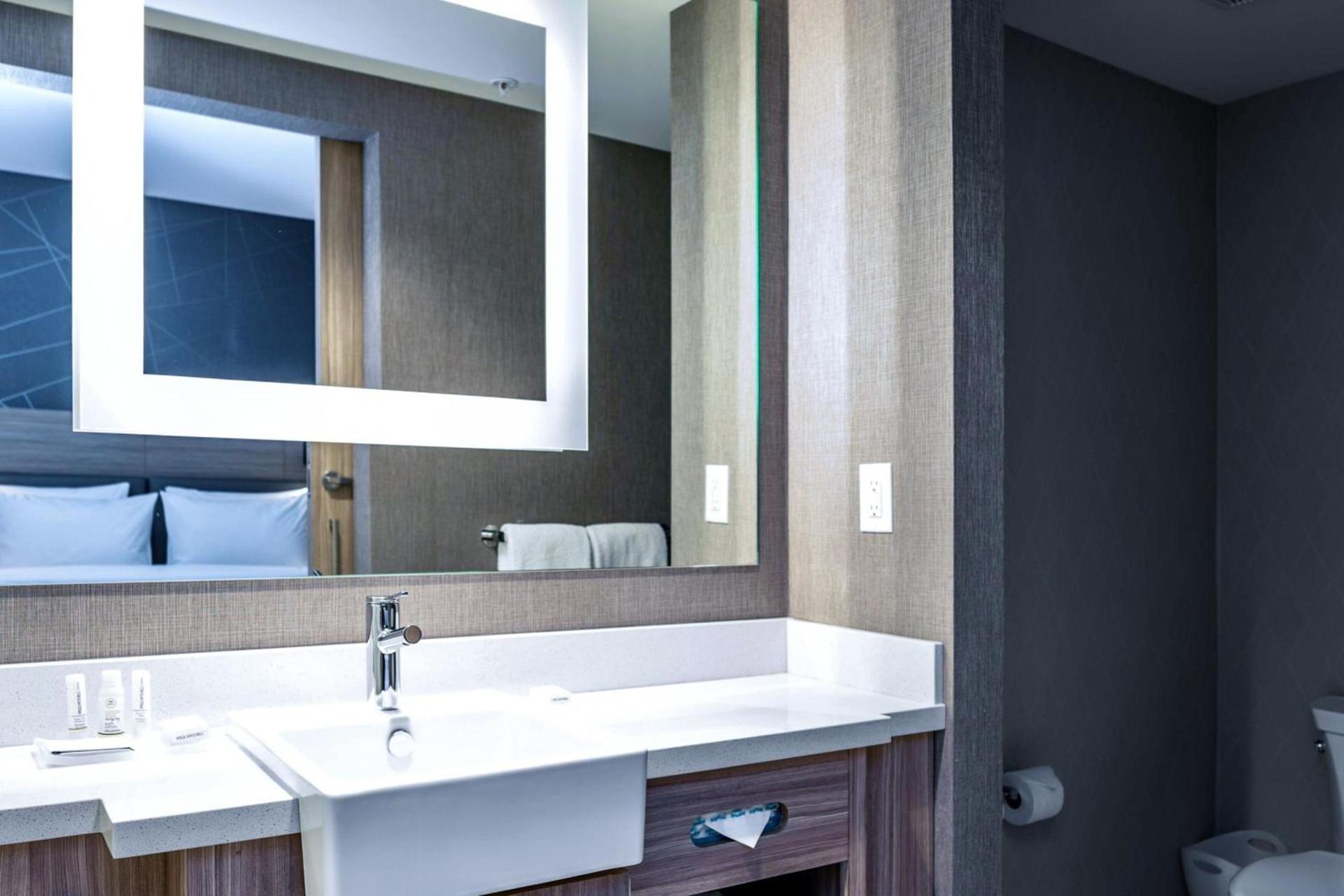 SpringHill Suites by Marriott Kenosha photo 35