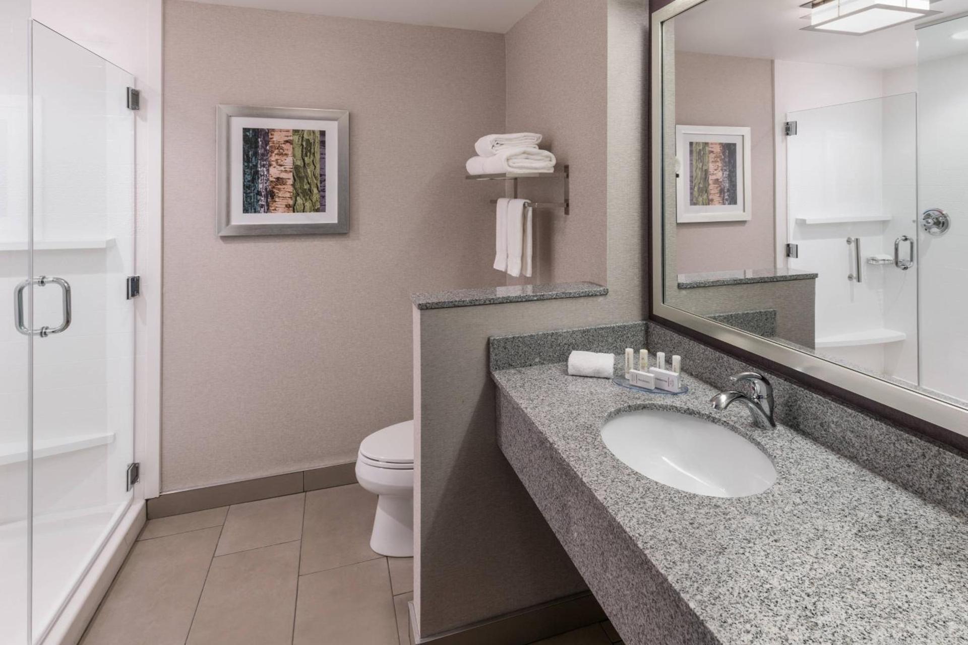 Fairfield Inn & Suites by Marriott Chicago Schaumburg photo 9