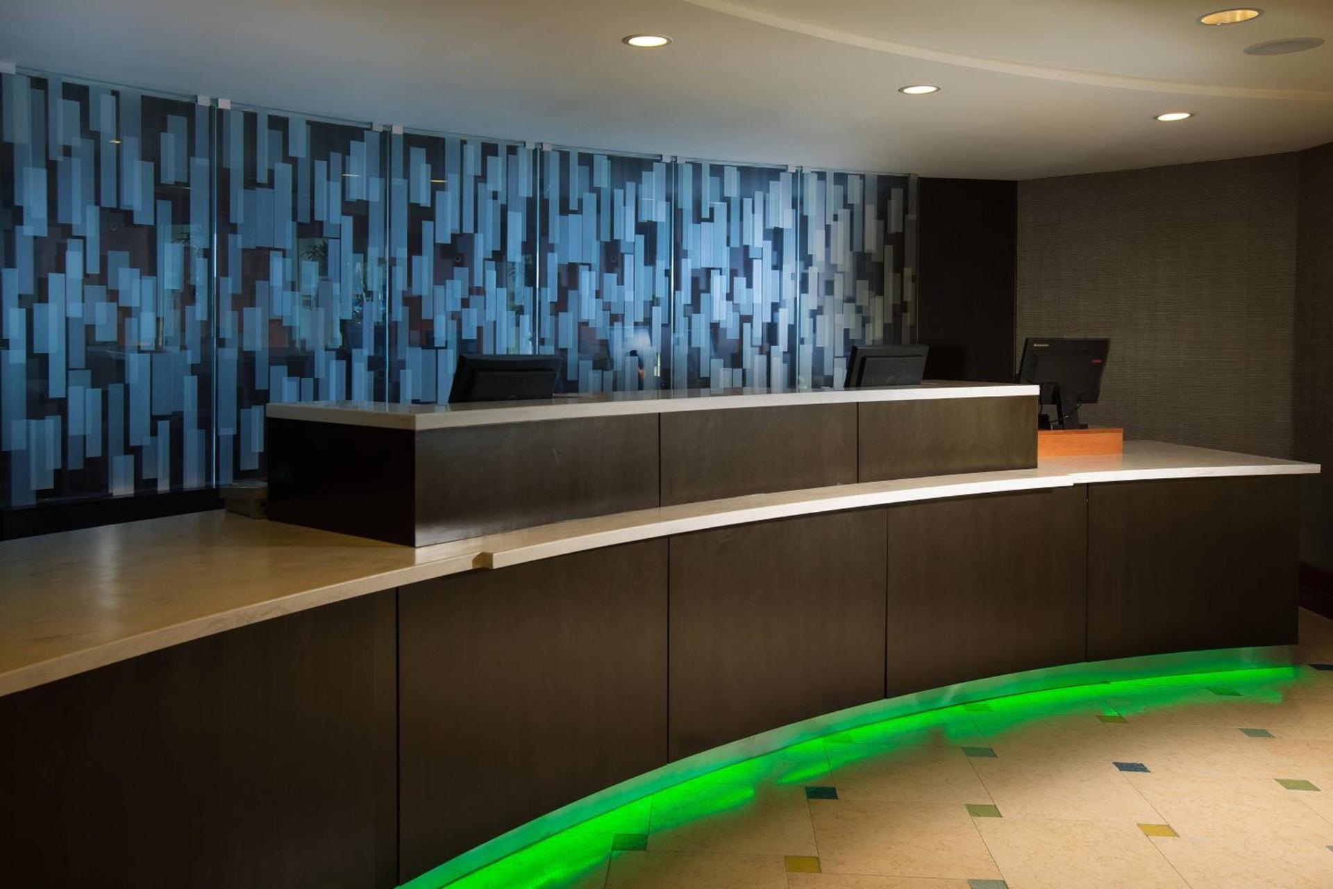 Courtyard by Marriott Oceanside Fort Lauderdale Beach photo 4