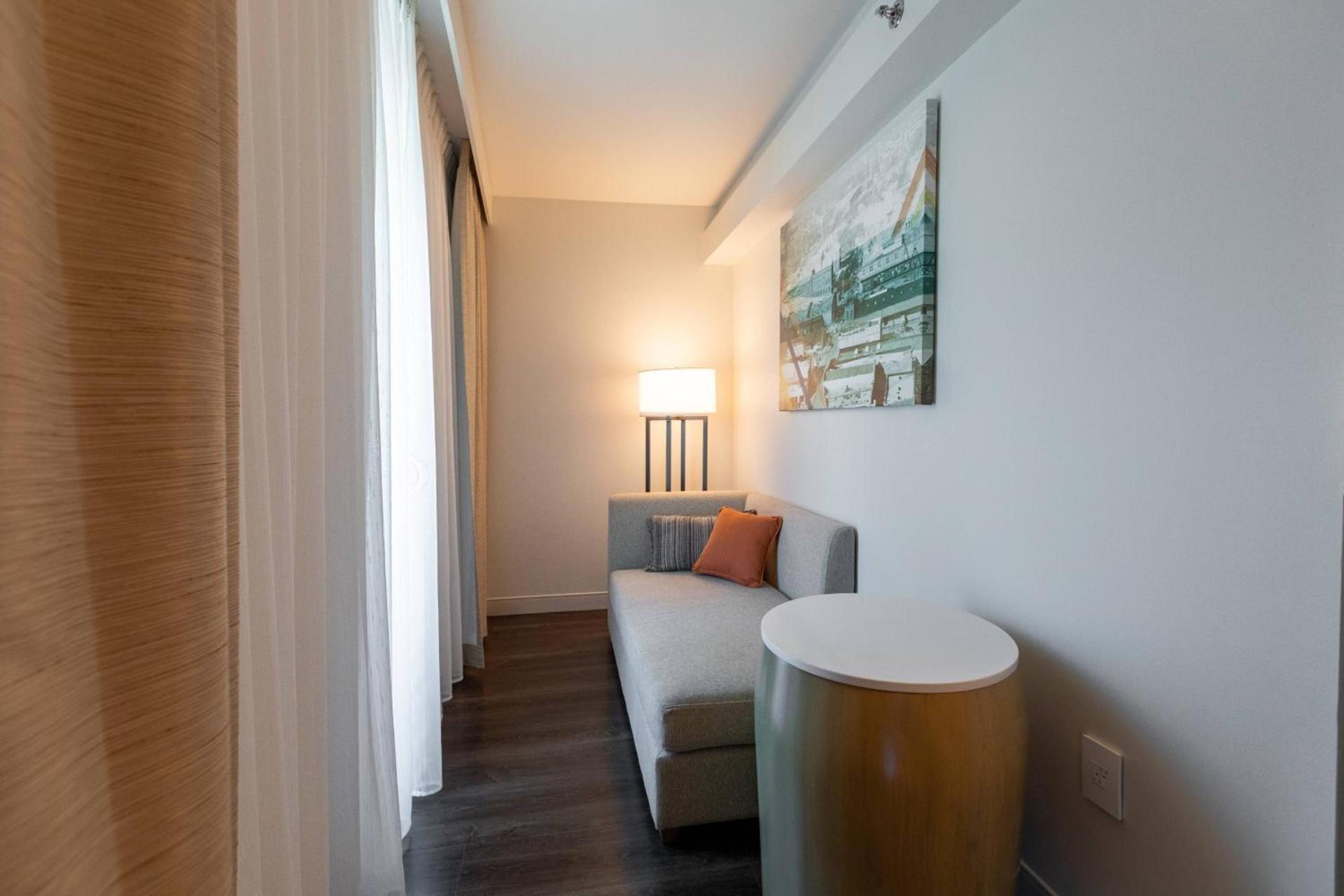 Delta Hotels by Marriott Raleigh-Durham at Research Triangle Park photo 8