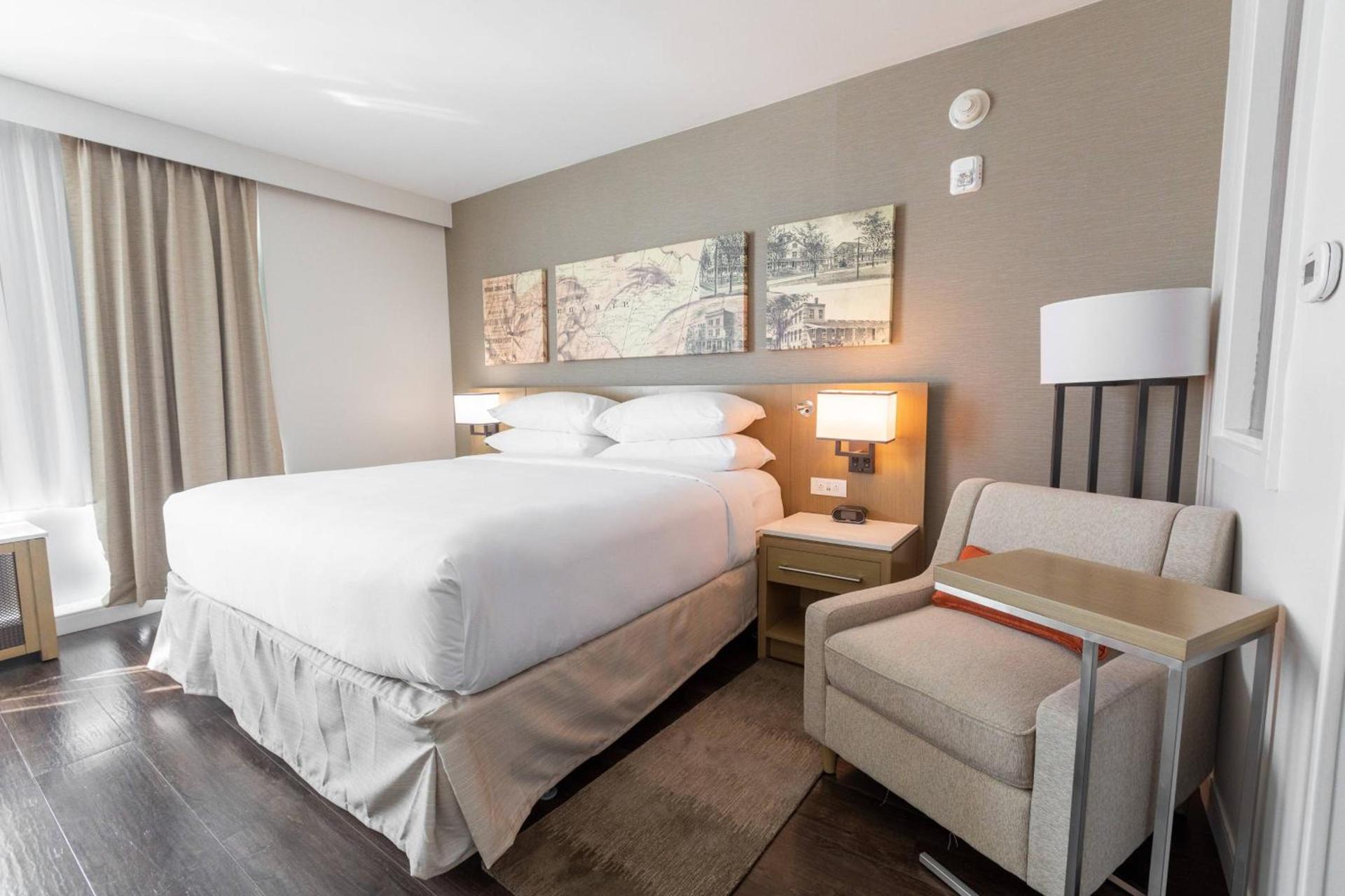 Delta Hotels by Marriott Raleigh-Durham at Research Triangle Park photo 13