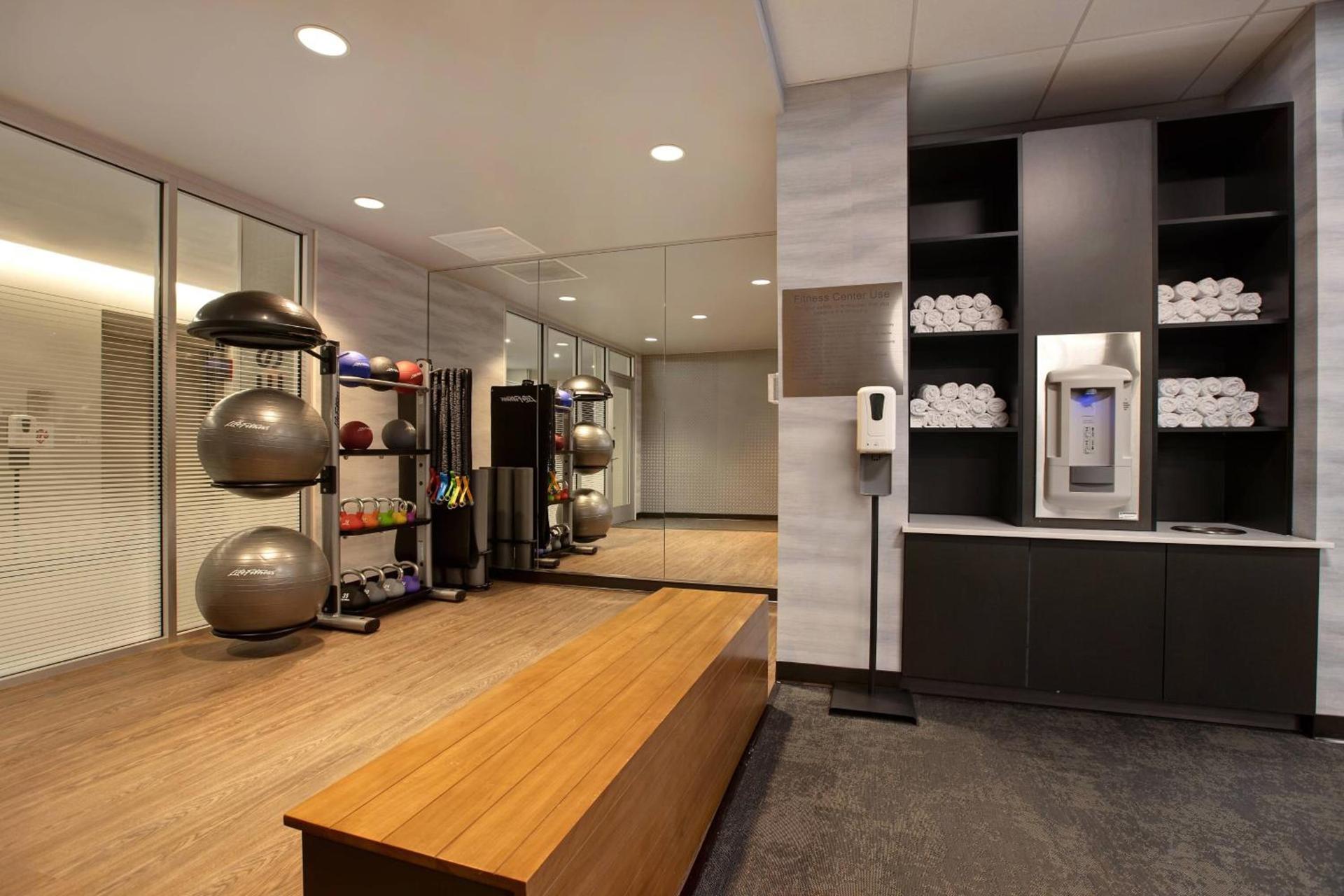 Fairfield Inn & Suites by Marriott Chicago Bolingbrook photo 31
