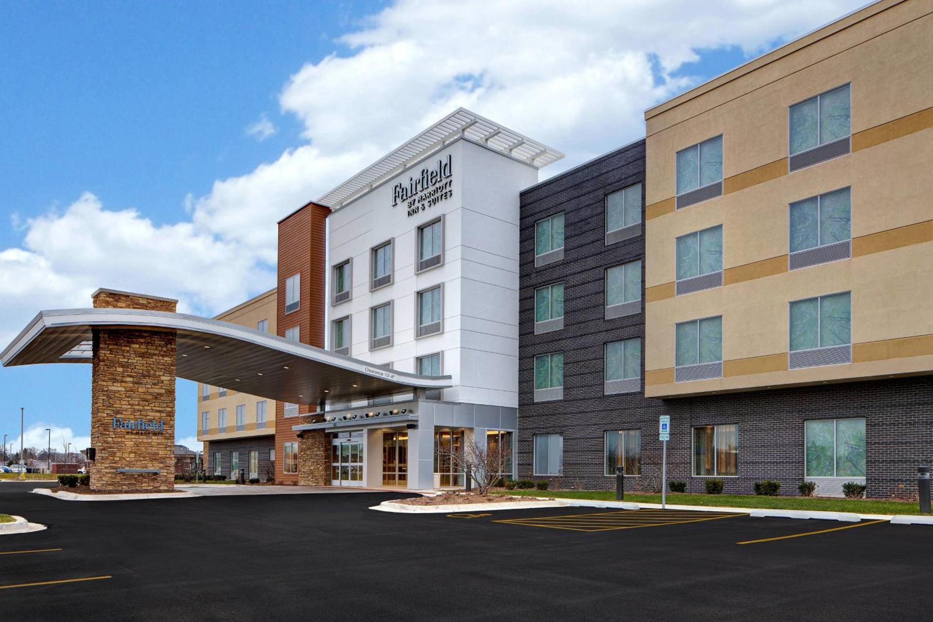 Fairfield Inn & Suites by Marriott Chicago Bolingbrook — hotel in Bolingbrook
