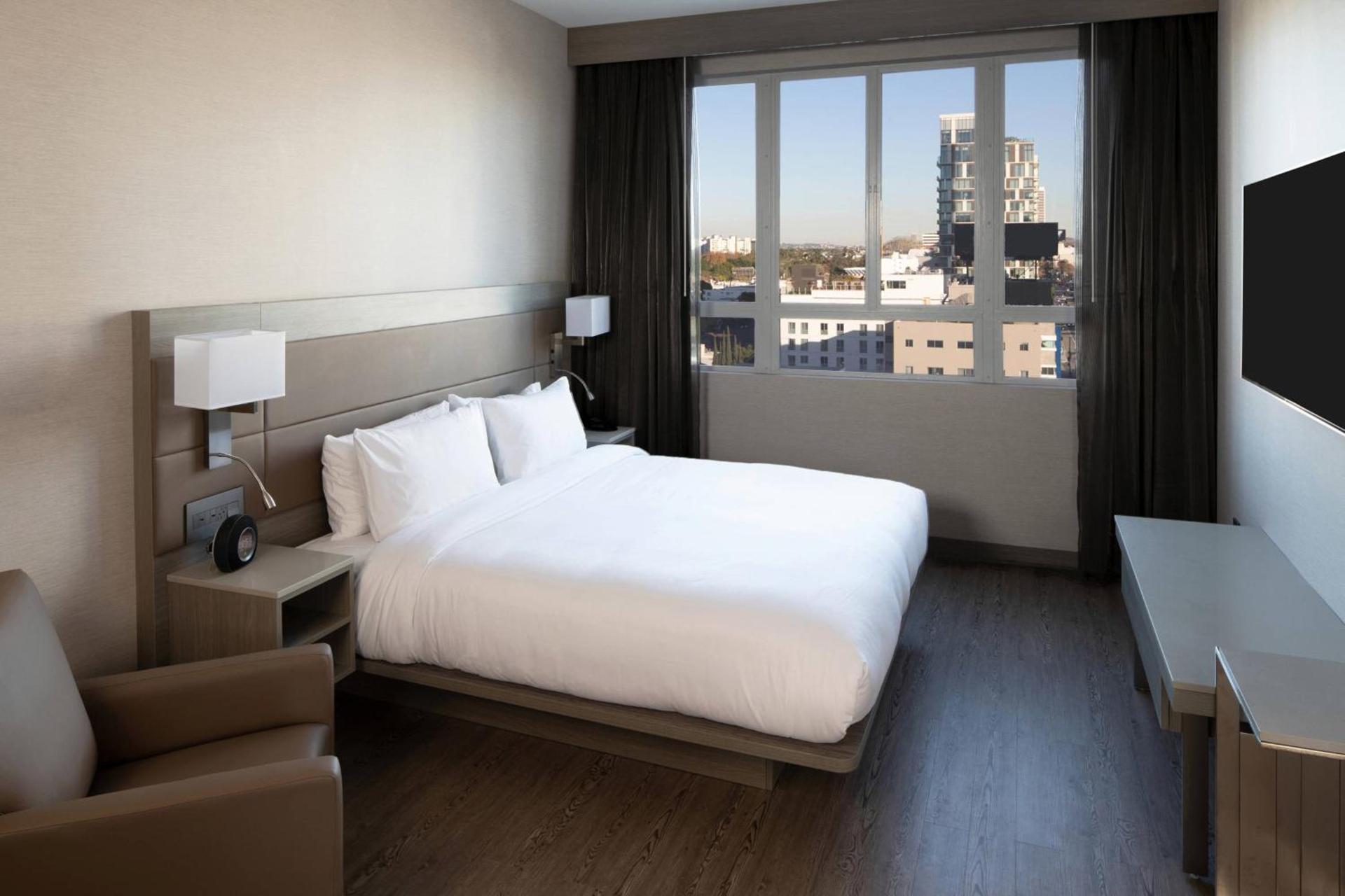 AC Hotel by Marriott Beverly Hills photo 23