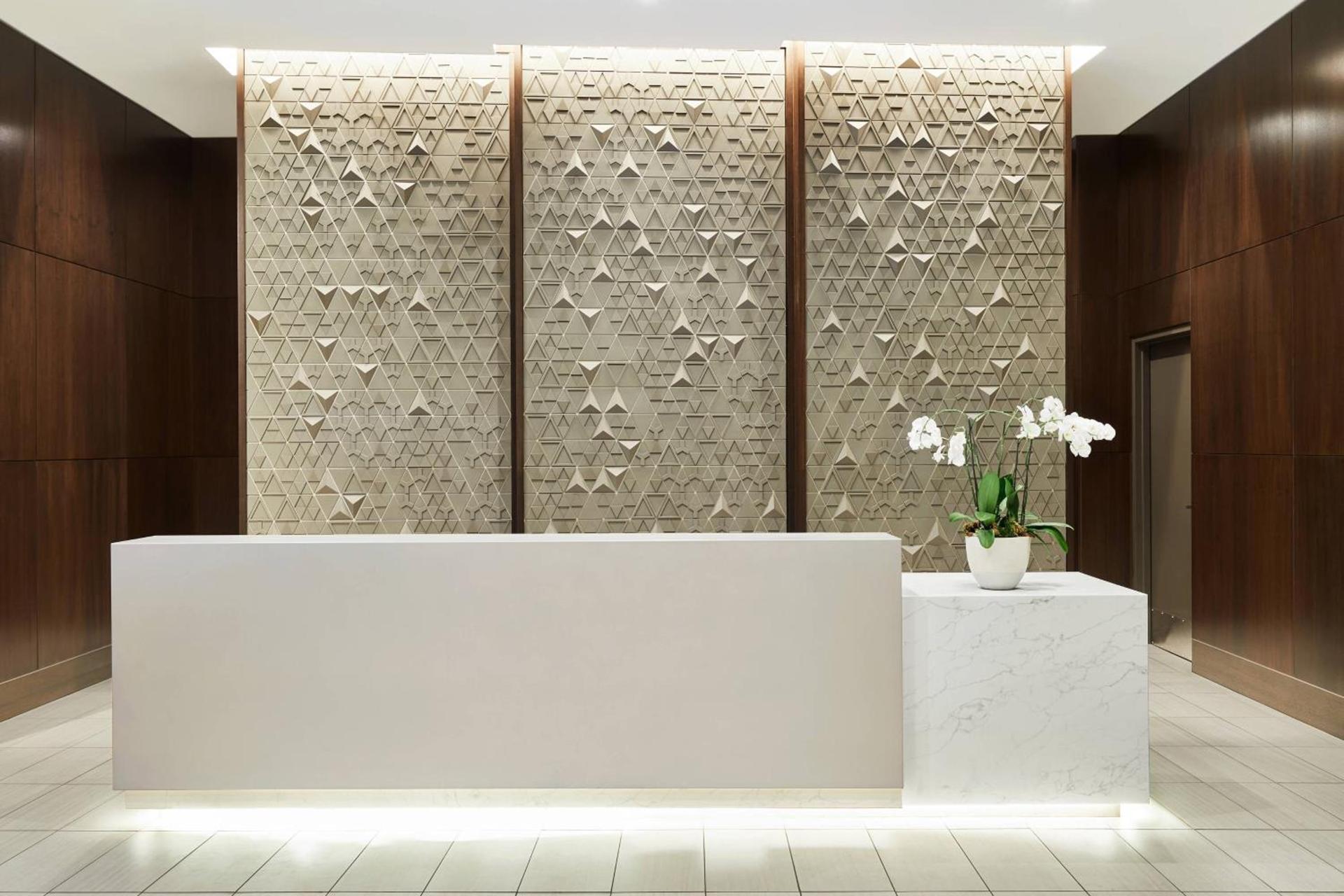 AC Hotel by Marriott Beverly Hills photo 4