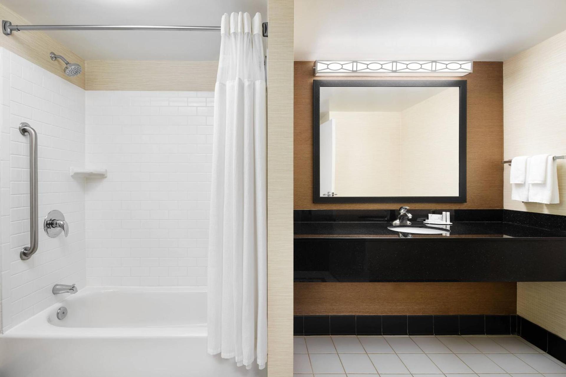 Fairfield Inn and Suites by Marriott Plainville photo 19