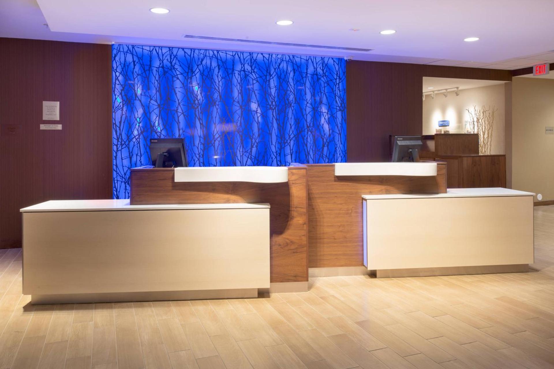Fairfield Inn & Suites by Marriott Burlington photo 5