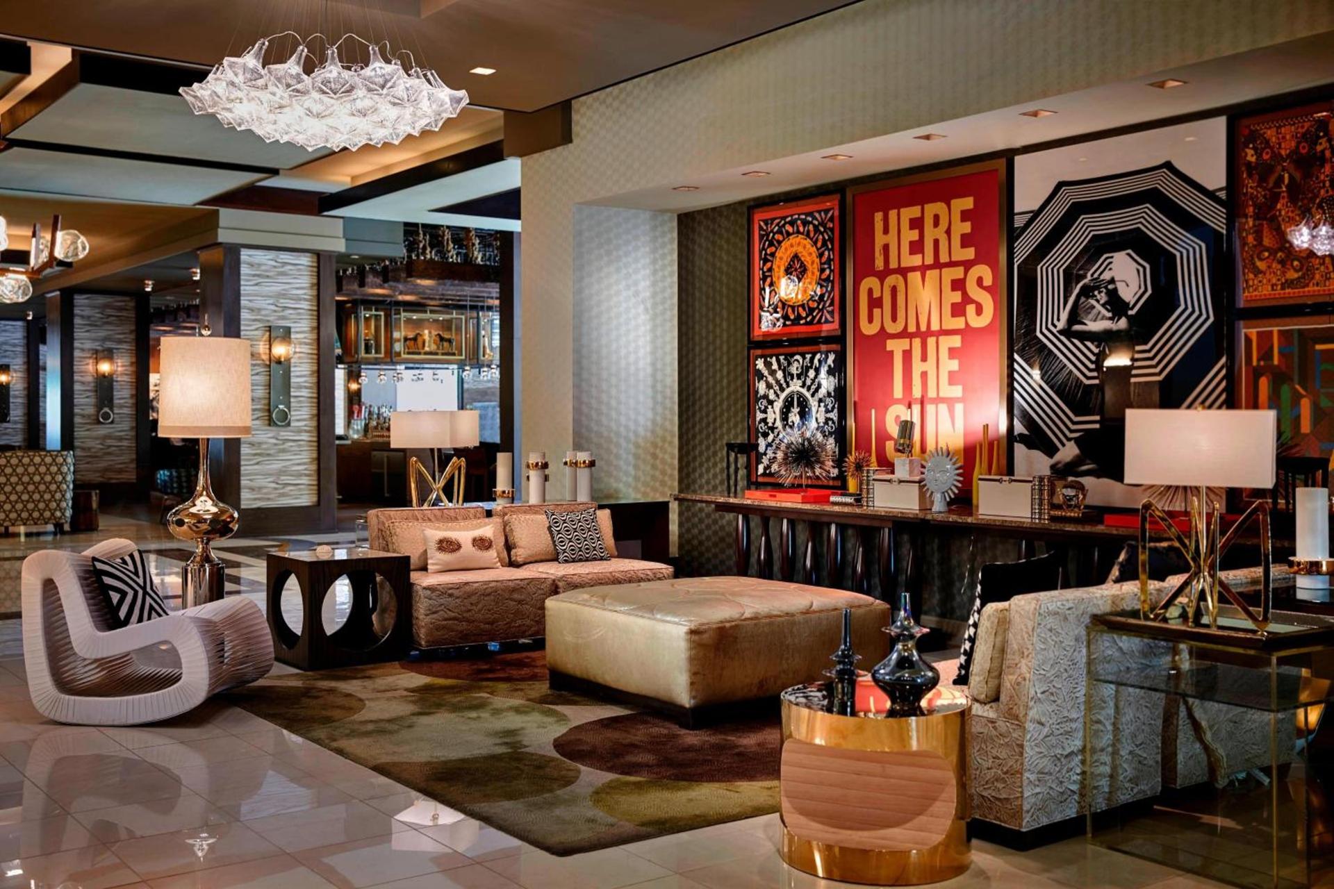 Renaissance Phoenix Downtown Hotel photo 2