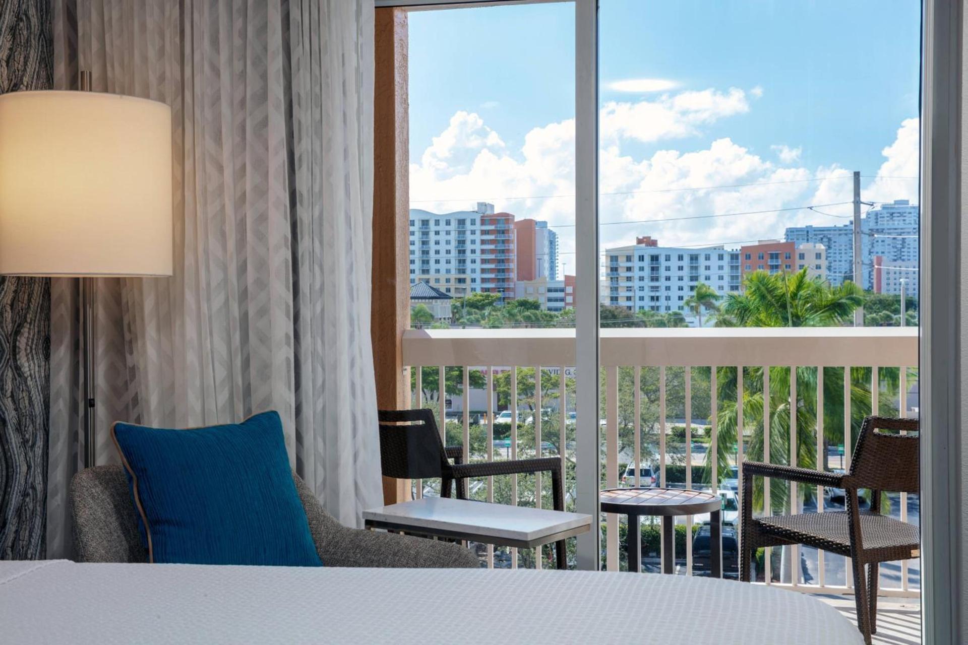 Courtyard by Marriott Miami Aventura Mall photo 11