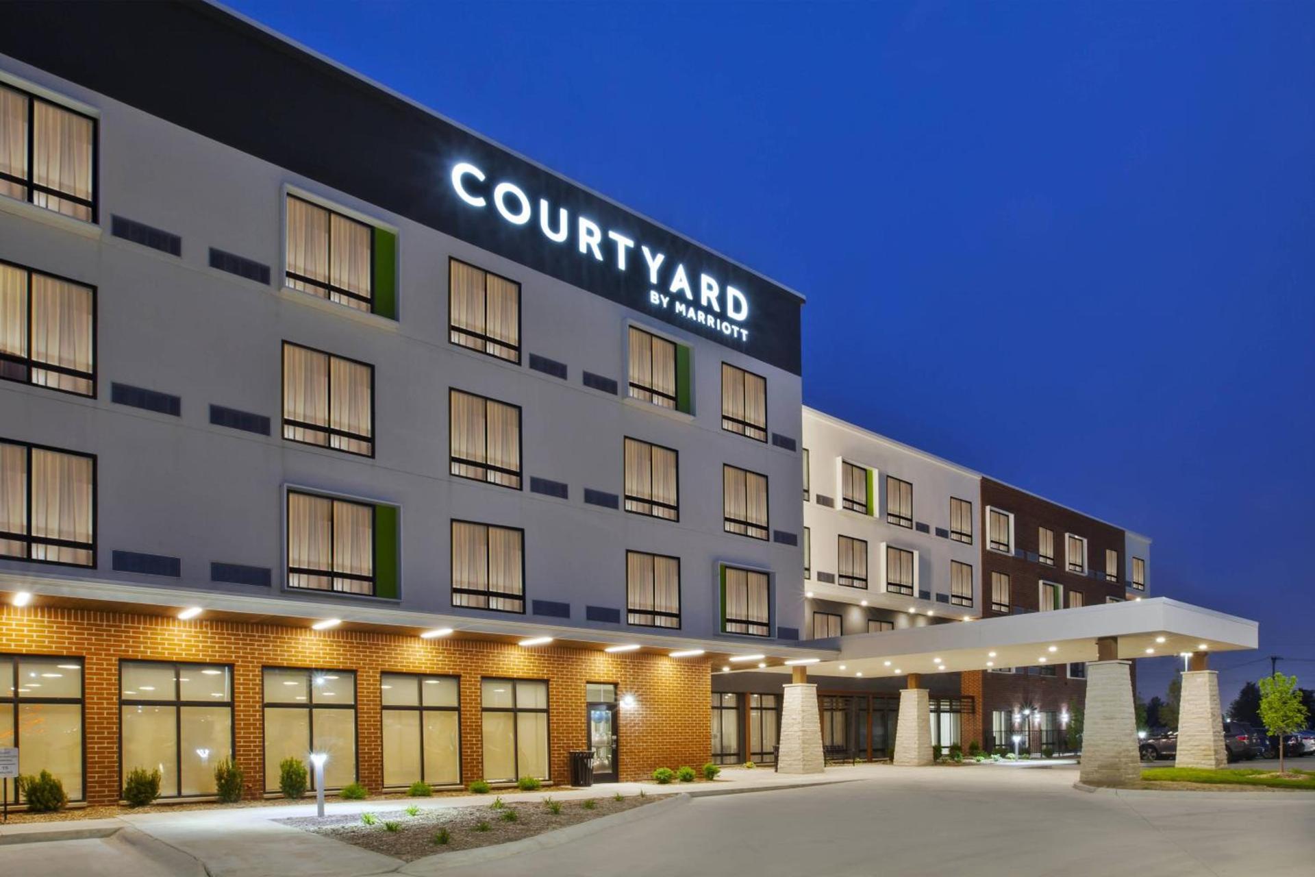 Courtyard by Marriott St. Joseph-Benton Harbor — hotel in Benton Harbor