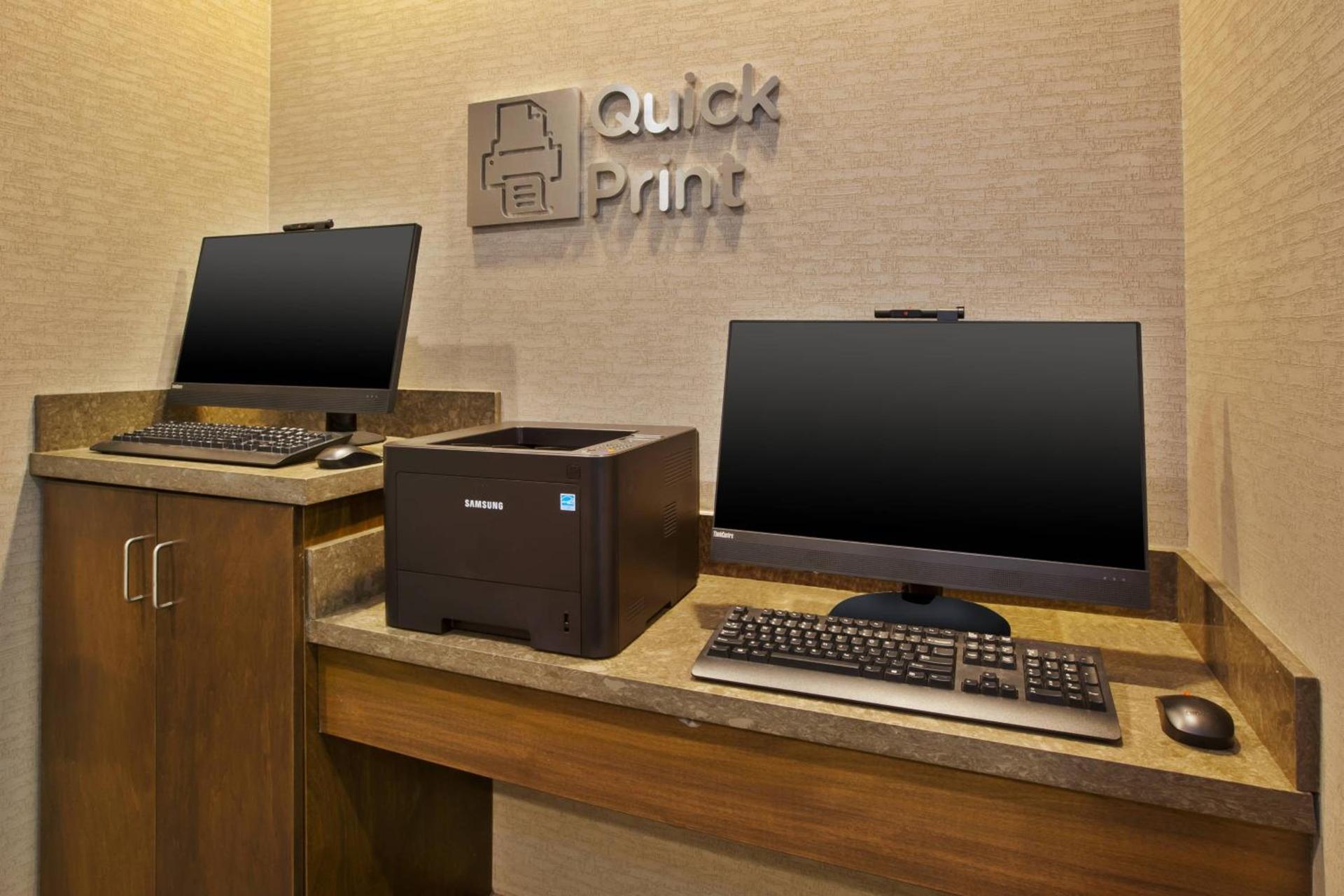 Courtyard by Marriott St. Joseph-Benton Harbor photo 25