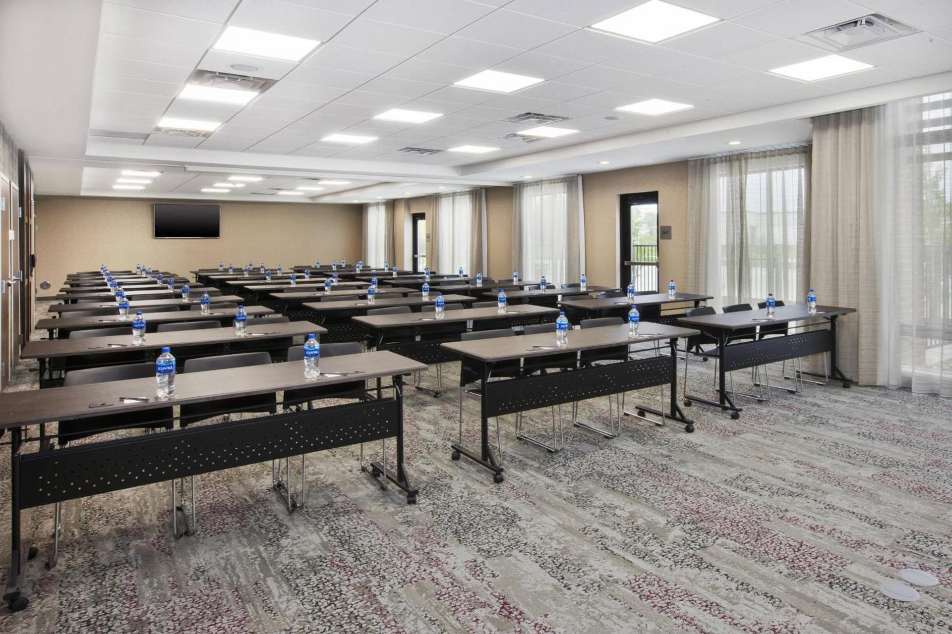 Courtyard by Marriott St. Joseph-Benton Harbor photo 40