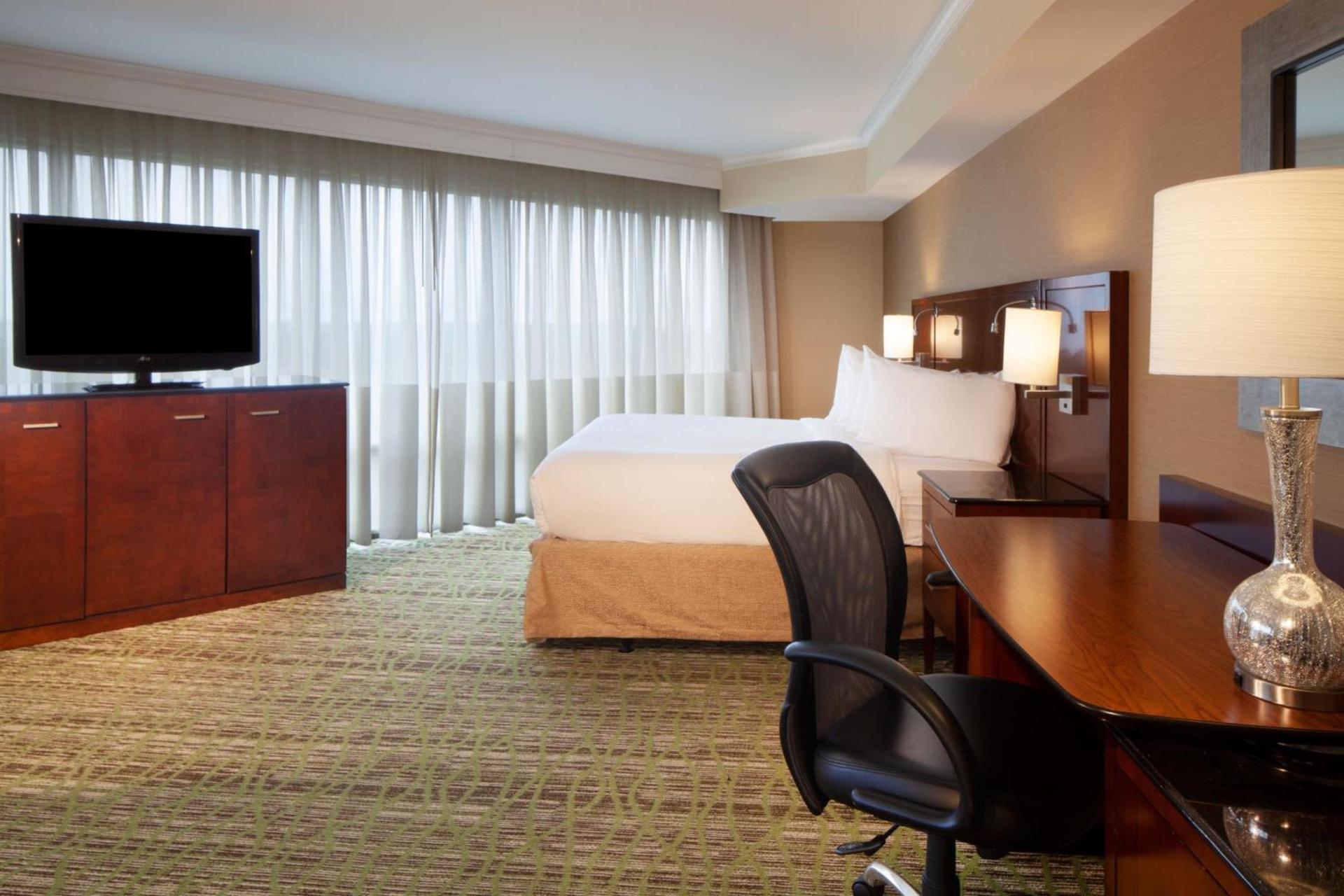 Marriott Memphis East photo 13