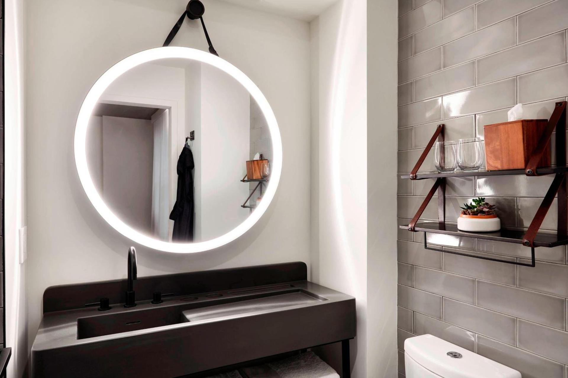 Moxy NYC Downtown photo 34