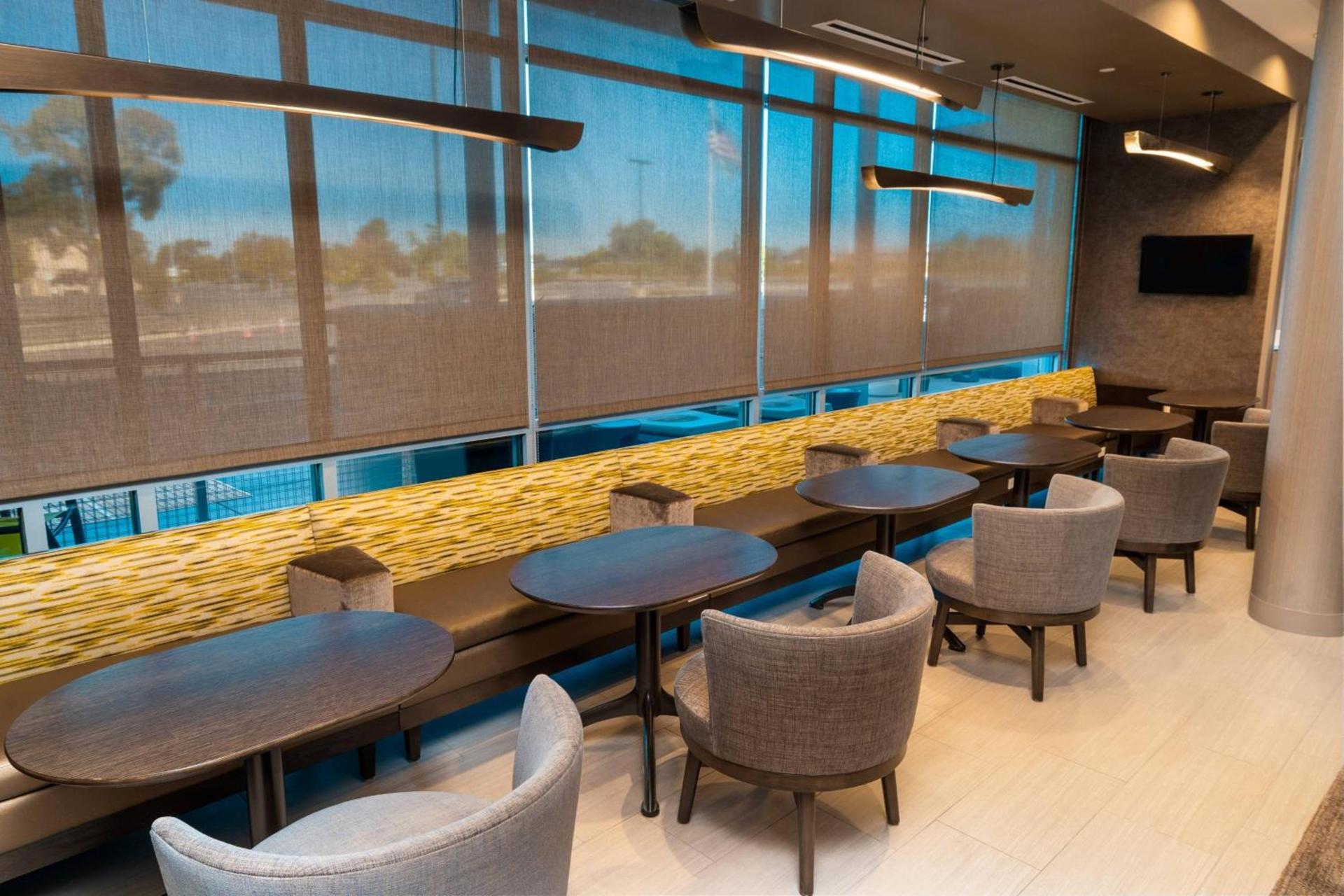 SpringHill Suites by Marriott Newark Fremont photo 4