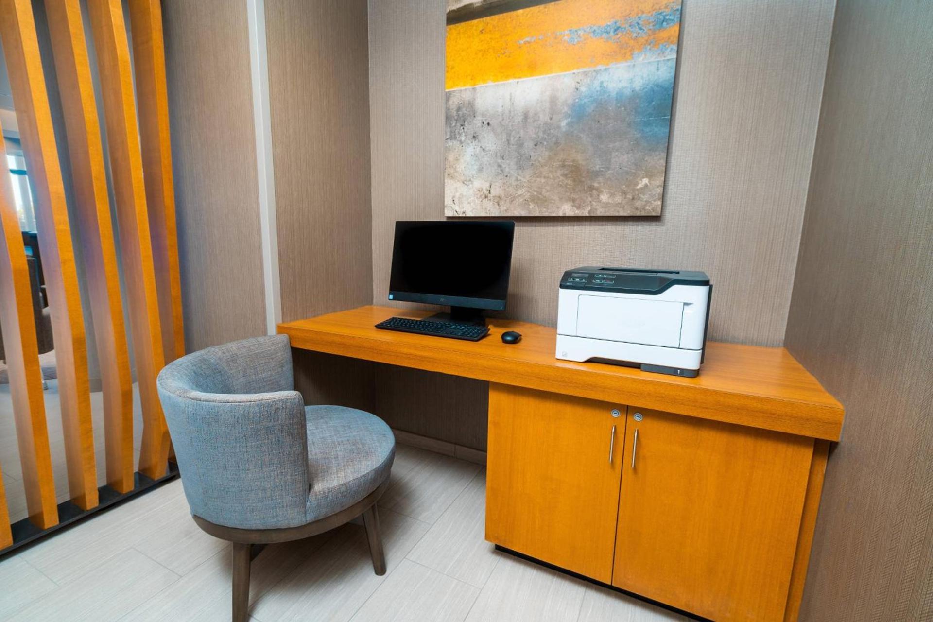 SpringHill Suites by Marriott Newark Fremont photo 21