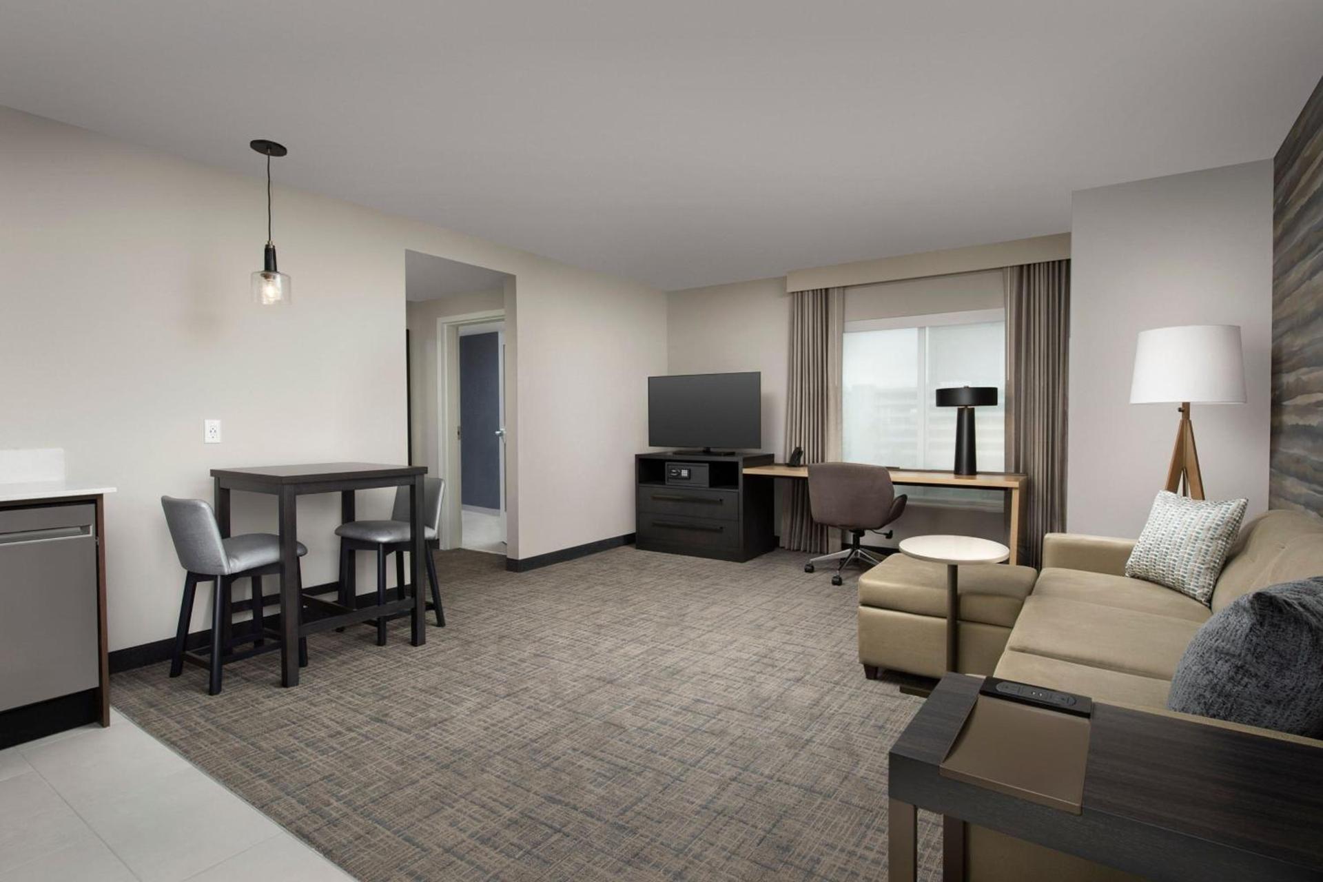 Residence Inn by Marriott Jacksonville Downtown photo 11