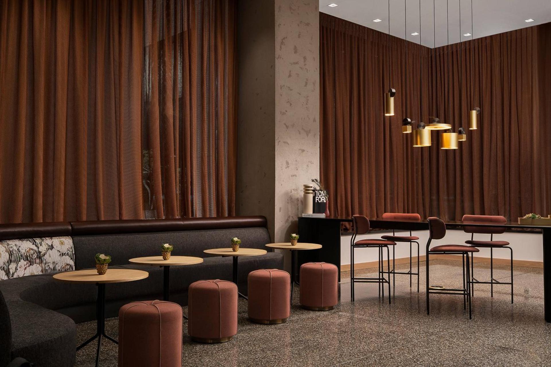 Renaissance Milwaukee West Hotel photo 6