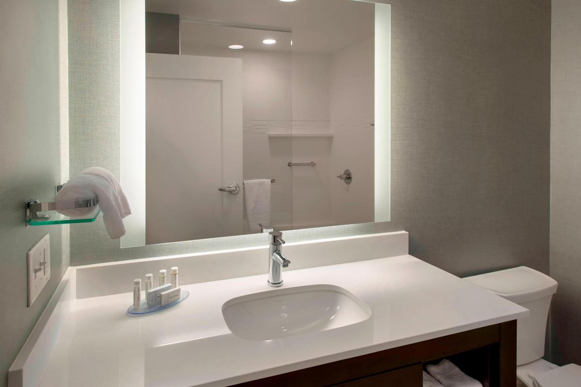 Residence Inn by Marriott Boston Bridgewater photo 22
