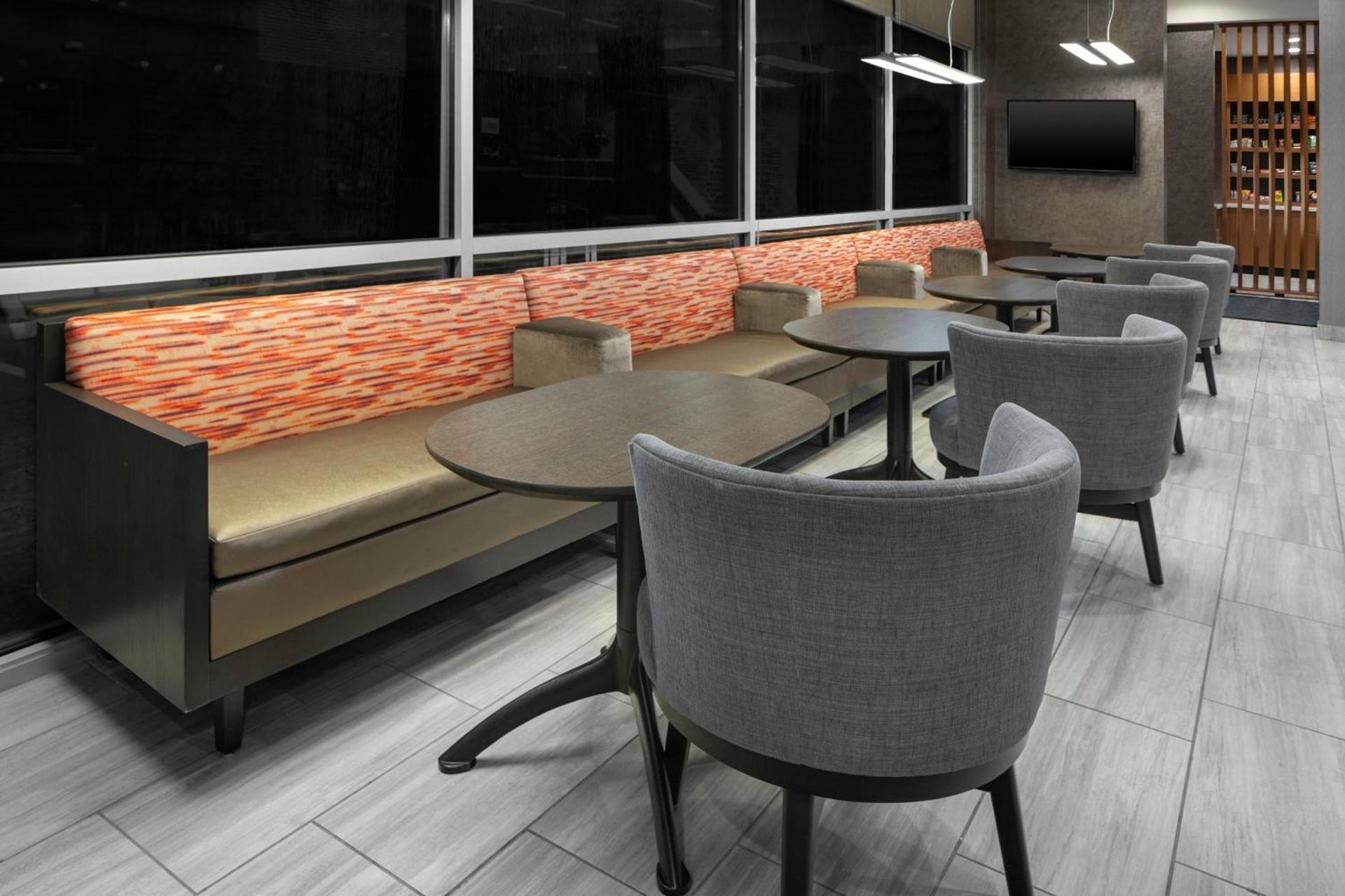 SpringHill Suites by Marriott Raleigh Apex photo 5