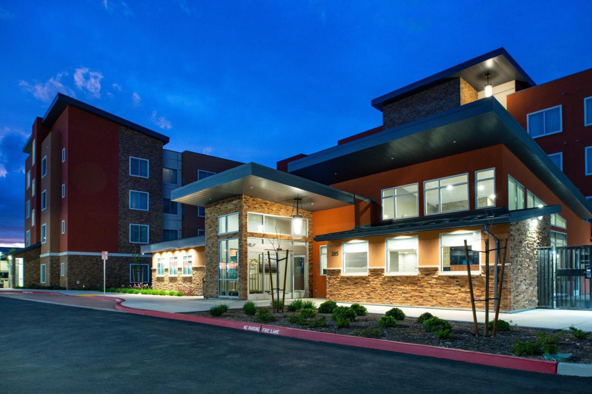 Residence Inn Visalia photo 2