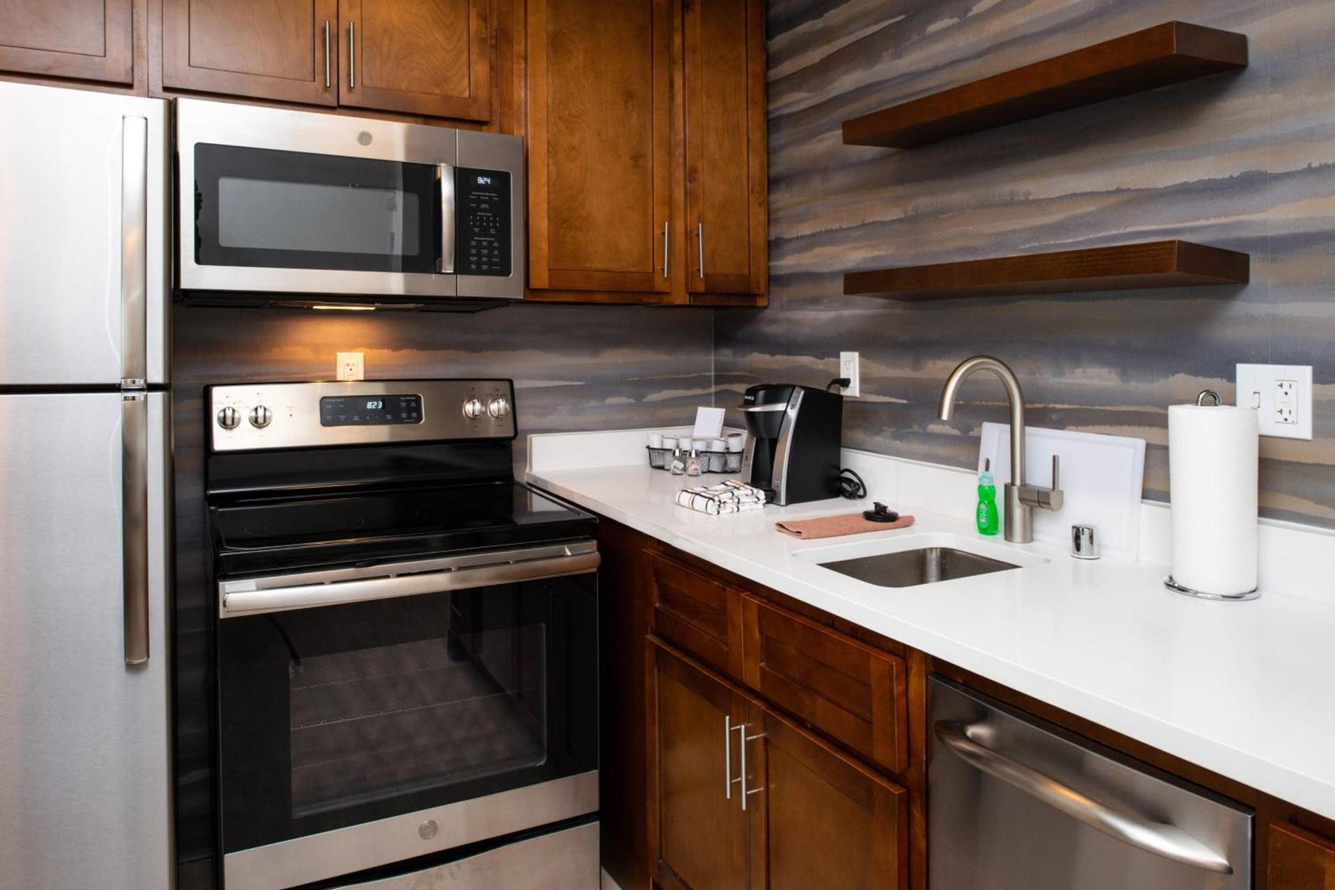 Residence Inn Visalia photo 8